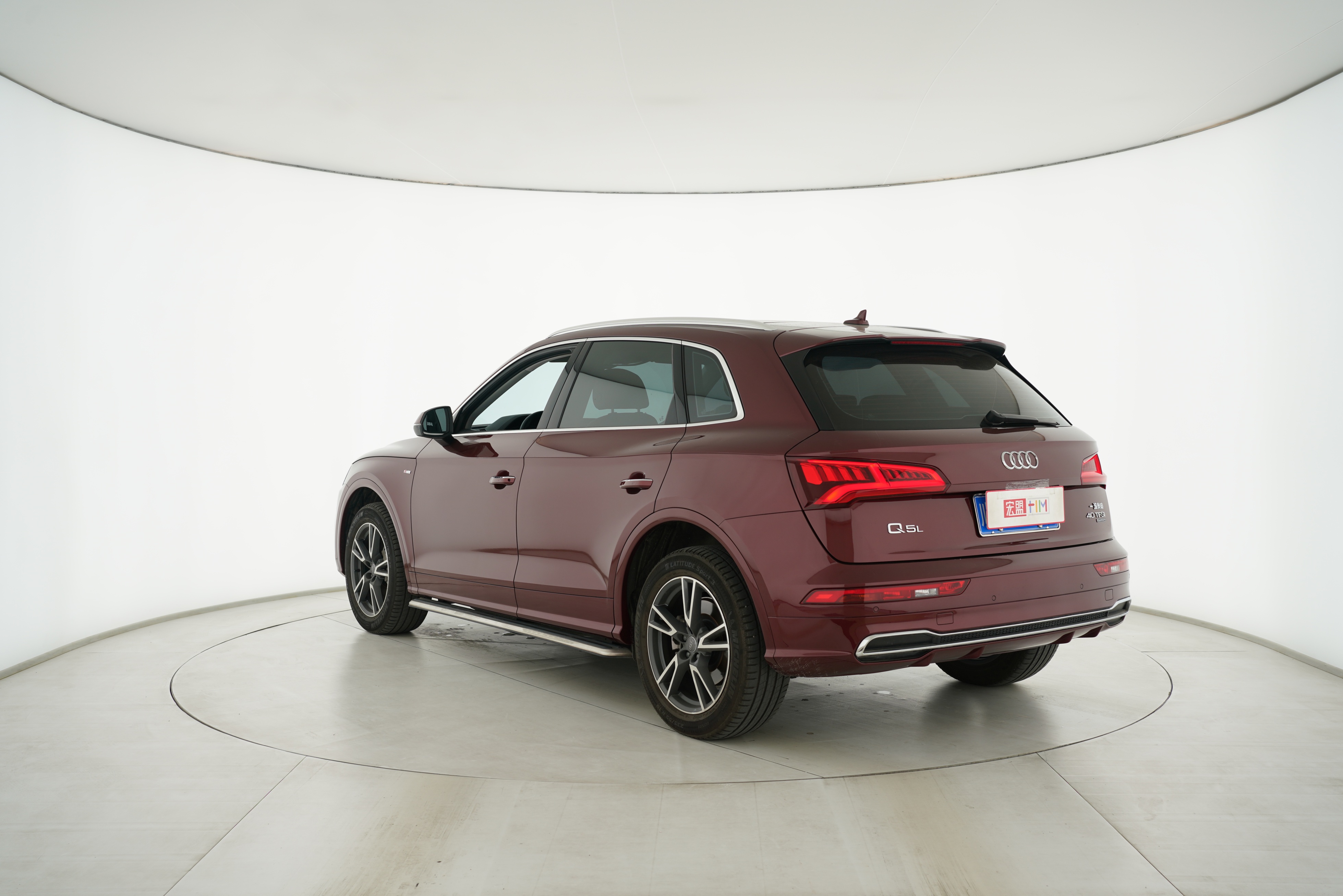 Audi Q5L 2018 — фото 4