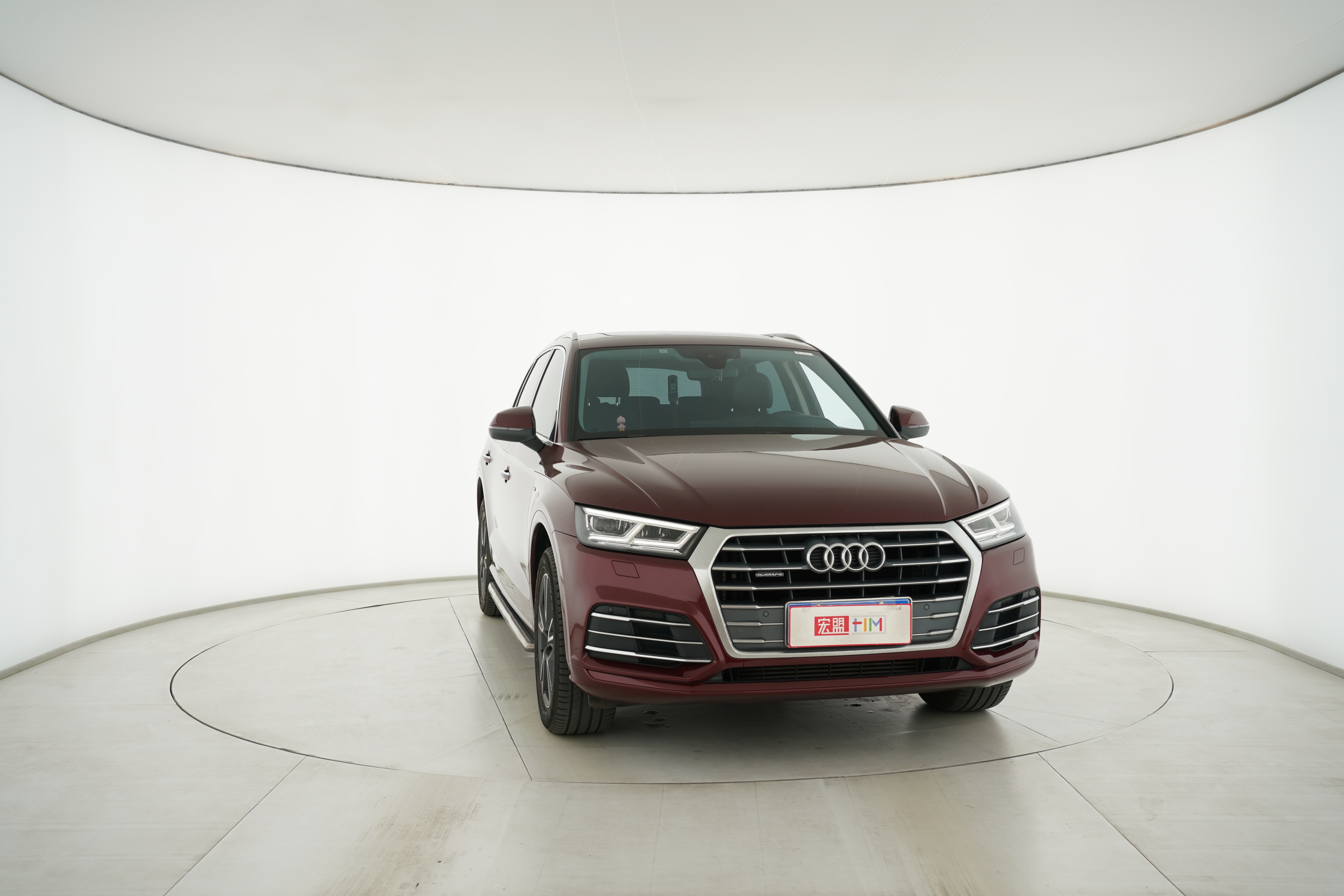 Audi Q5L 2018 — фото 8