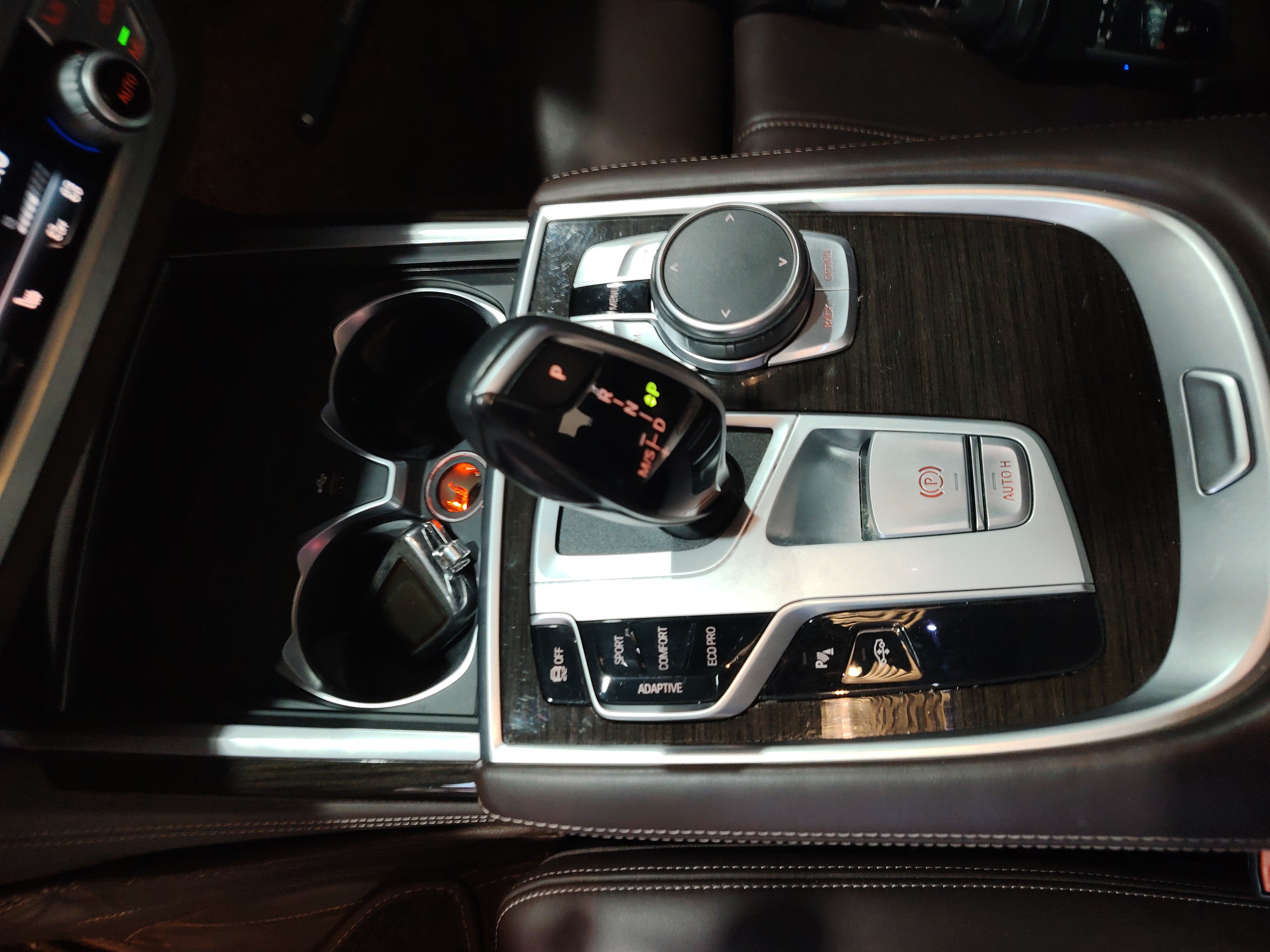 BMW 7 Series 2021 — фото 16