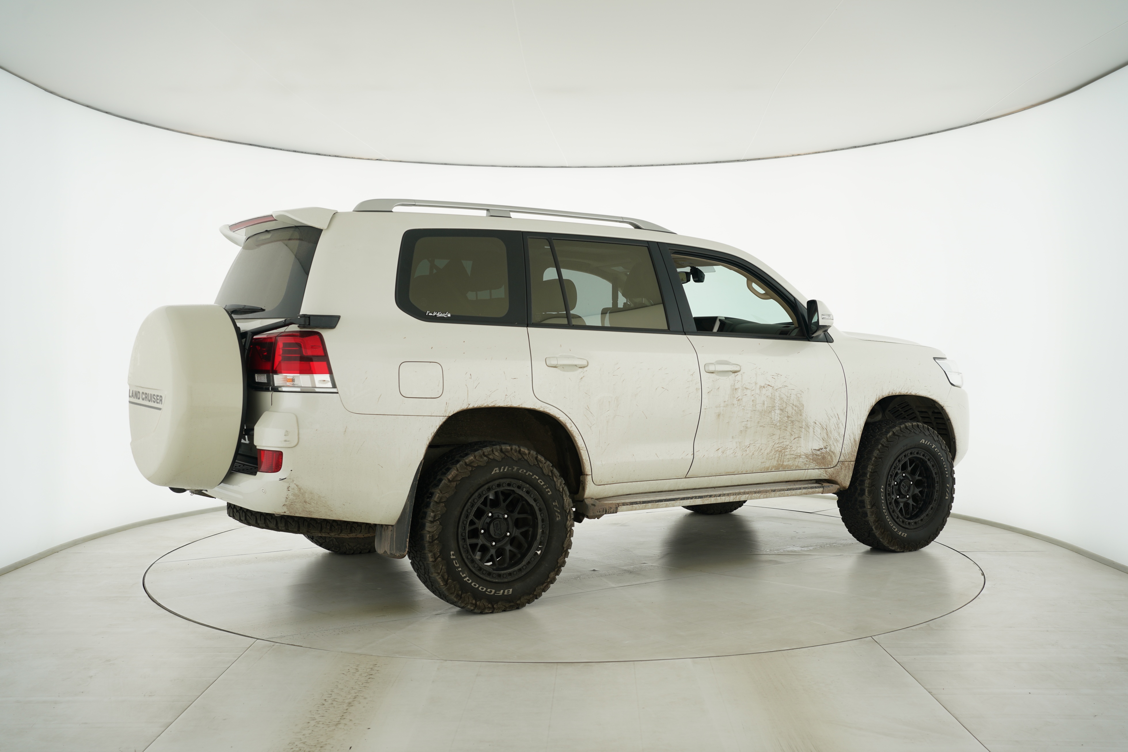 Toyota Land Cruiser (Imported) 2022 — фото 12