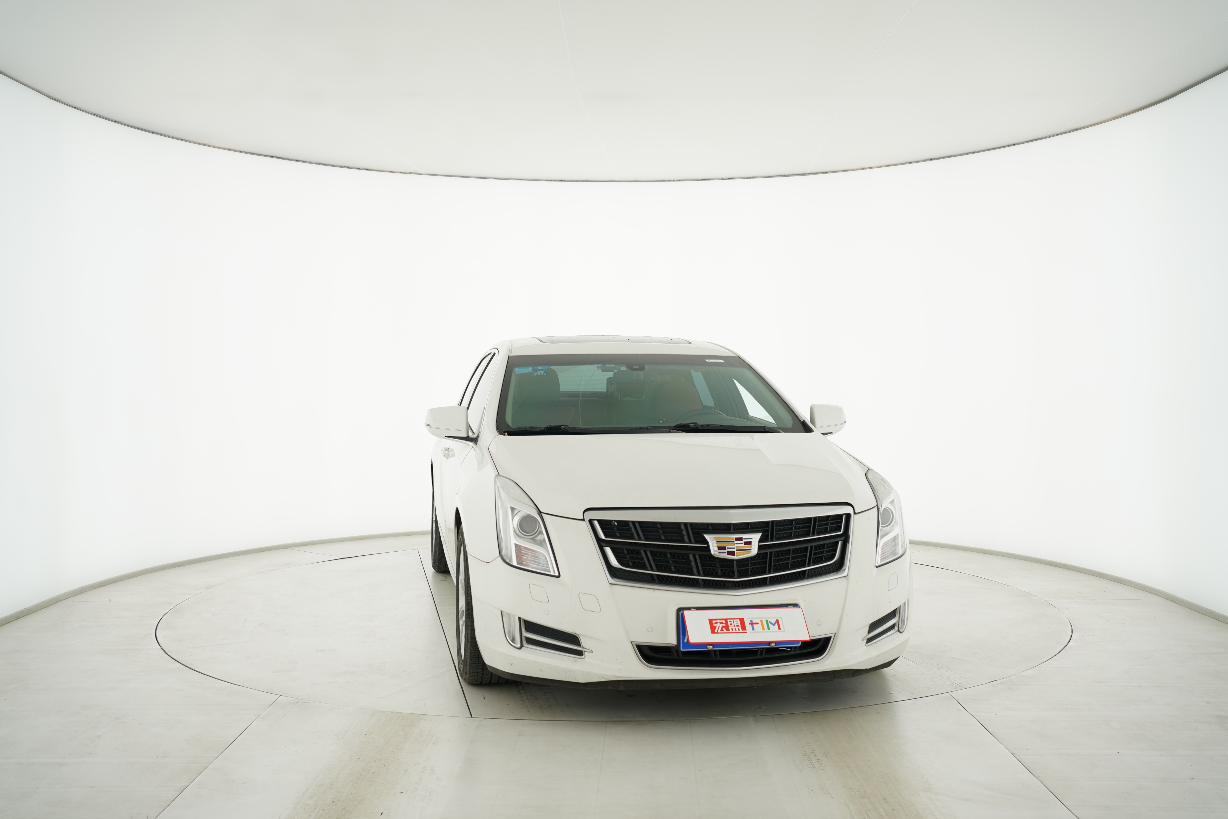 Cadillac XTS 2016 — фото 8