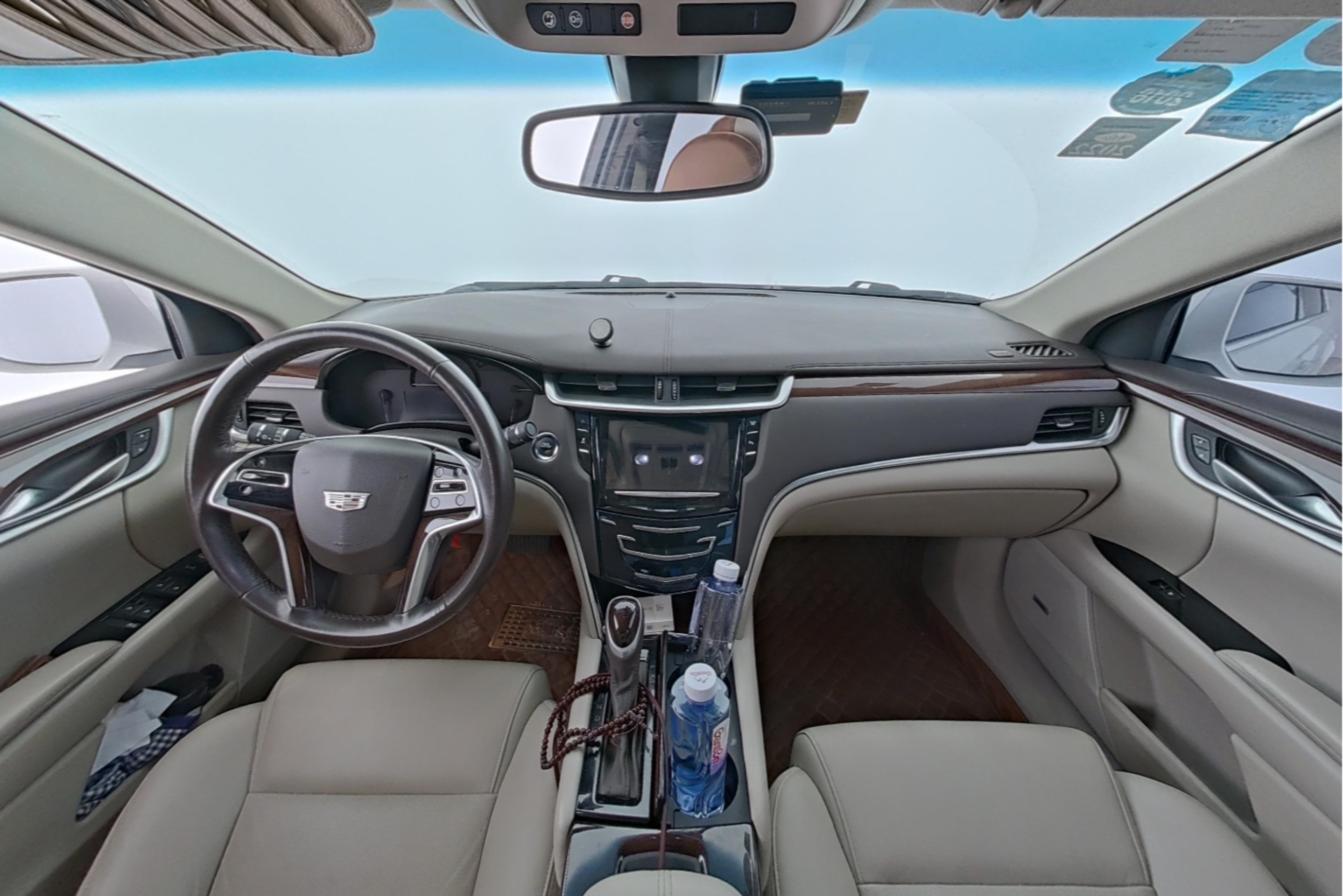 Cadillac XTS 2016 — фото 14