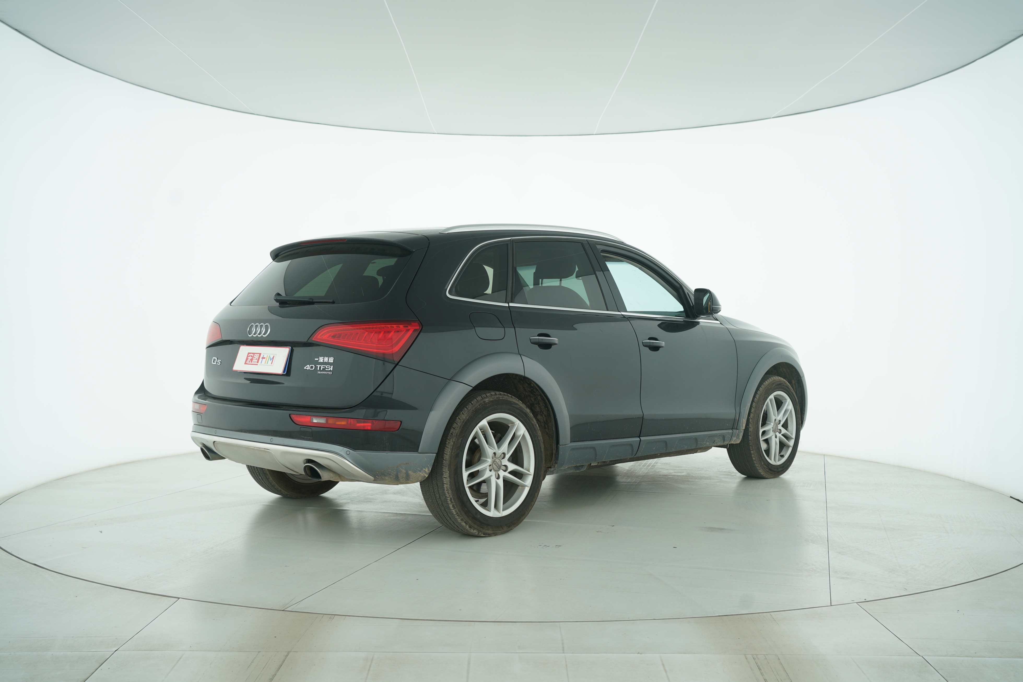 Audi Q5 2018 — фото 12