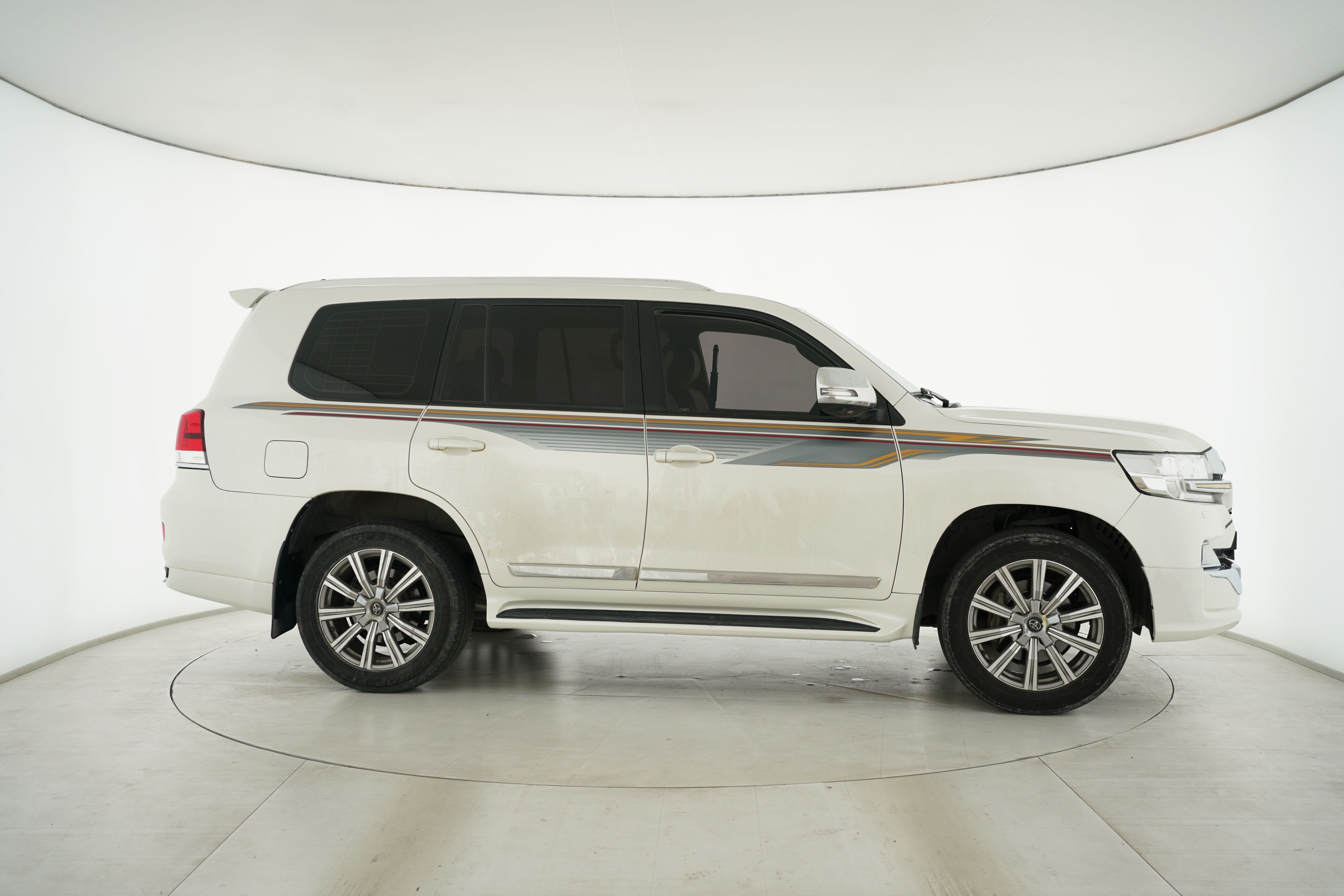 Toyota Land Cruiser (Imported) 2016 — фото 11