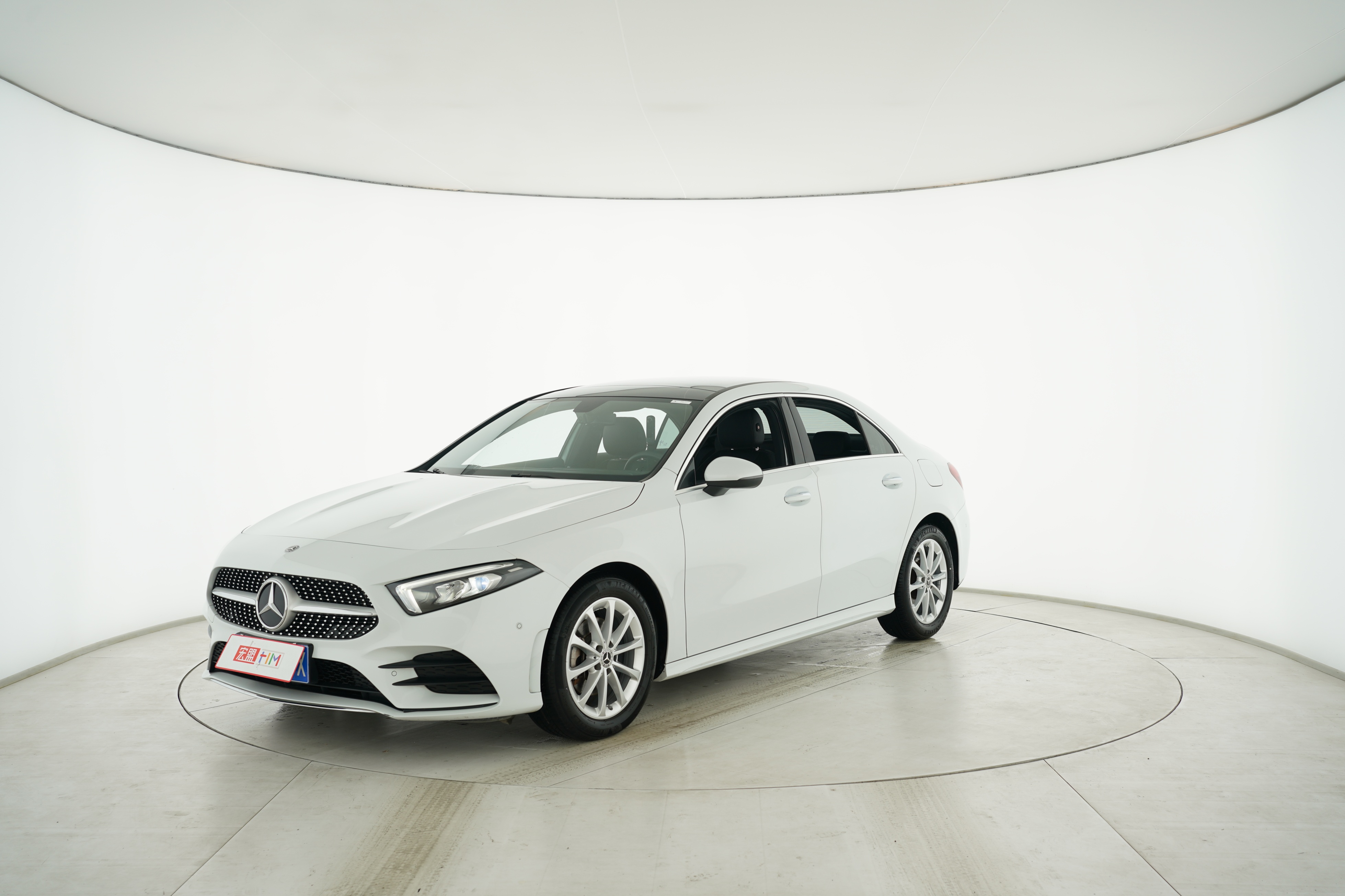 Mercedes Benz A-Class 2020 — фото 1