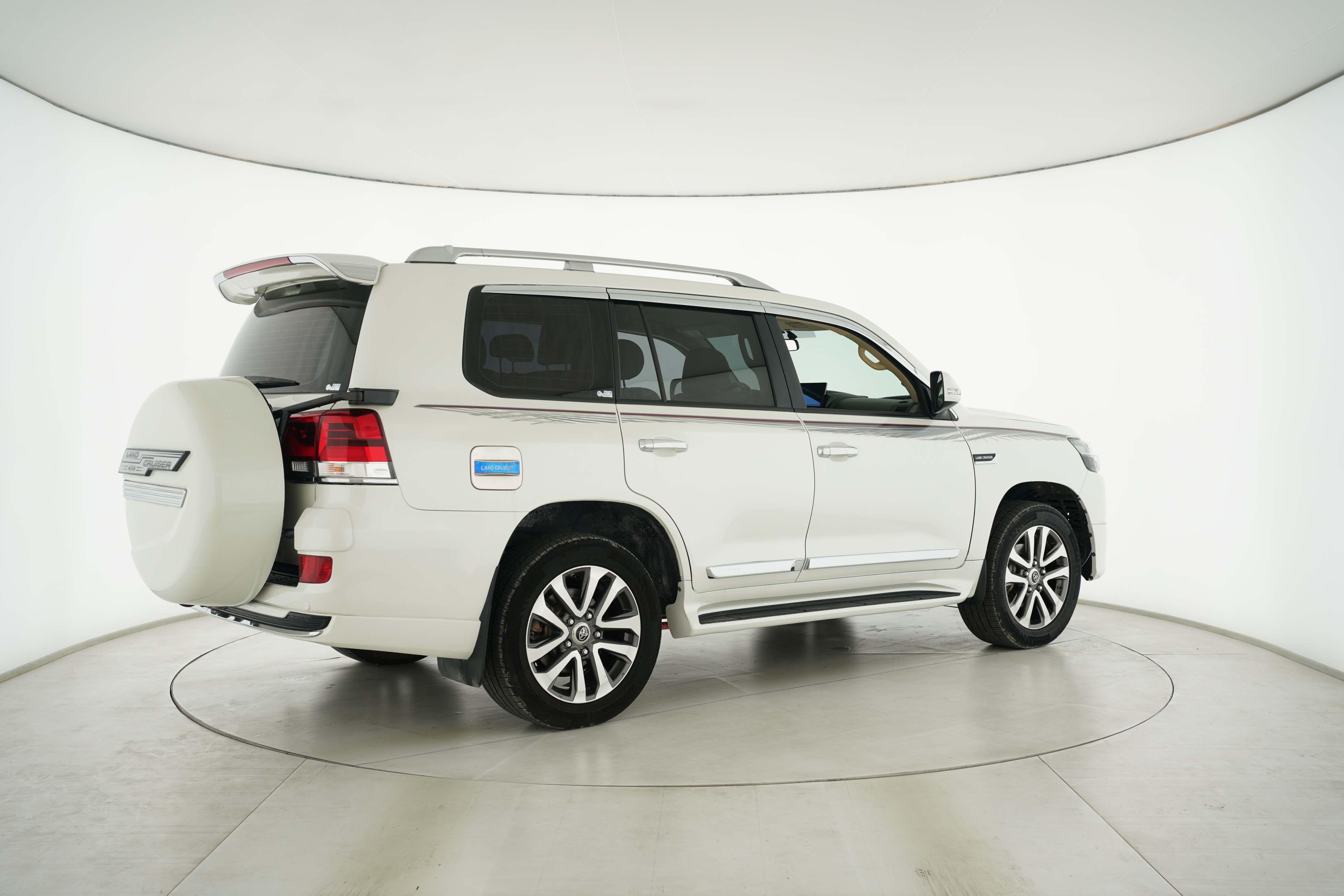 Toyota Land Cruiser (Imported) 2016 — фото 12