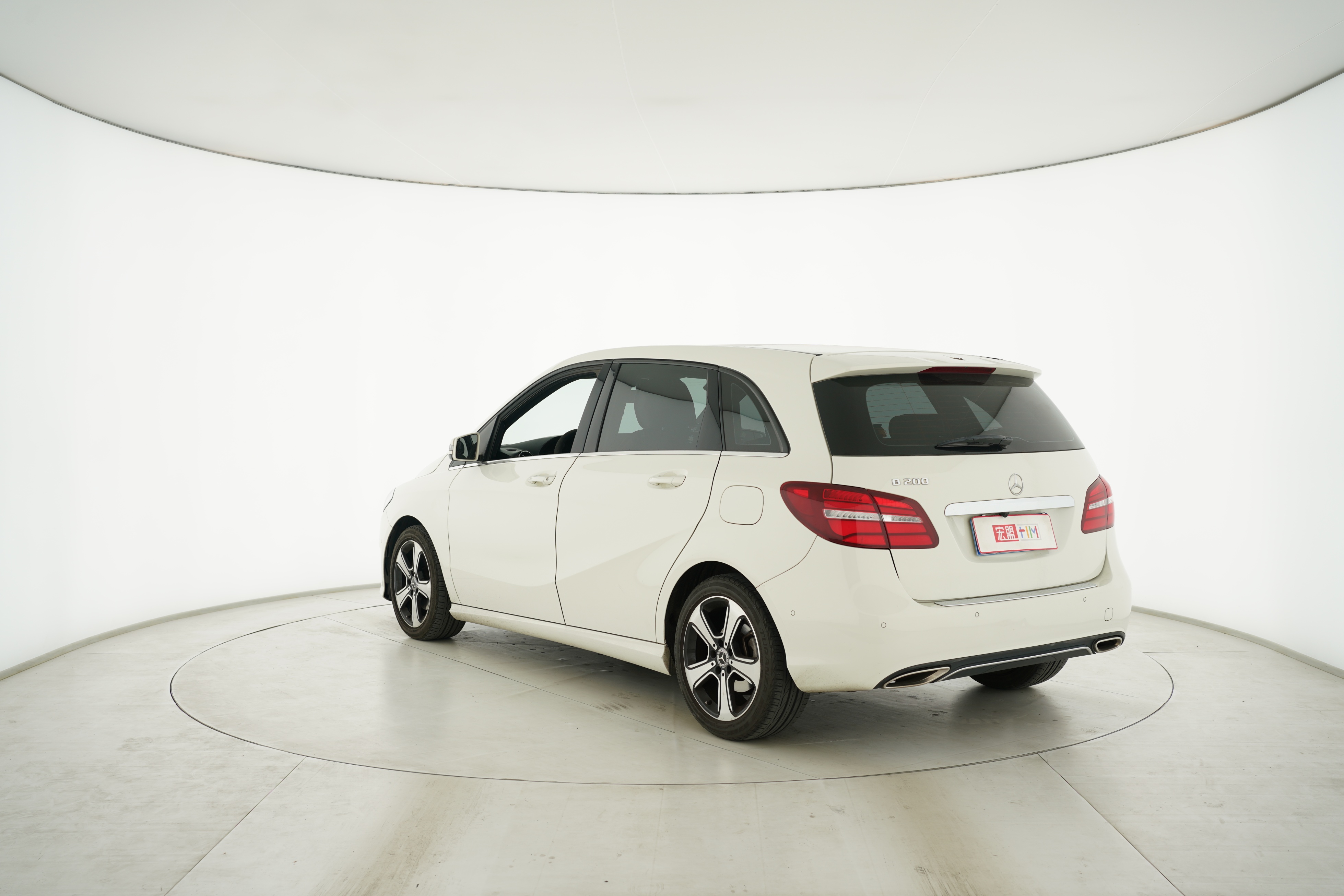 Mercedes Benz B-Class 2023 — фото 4