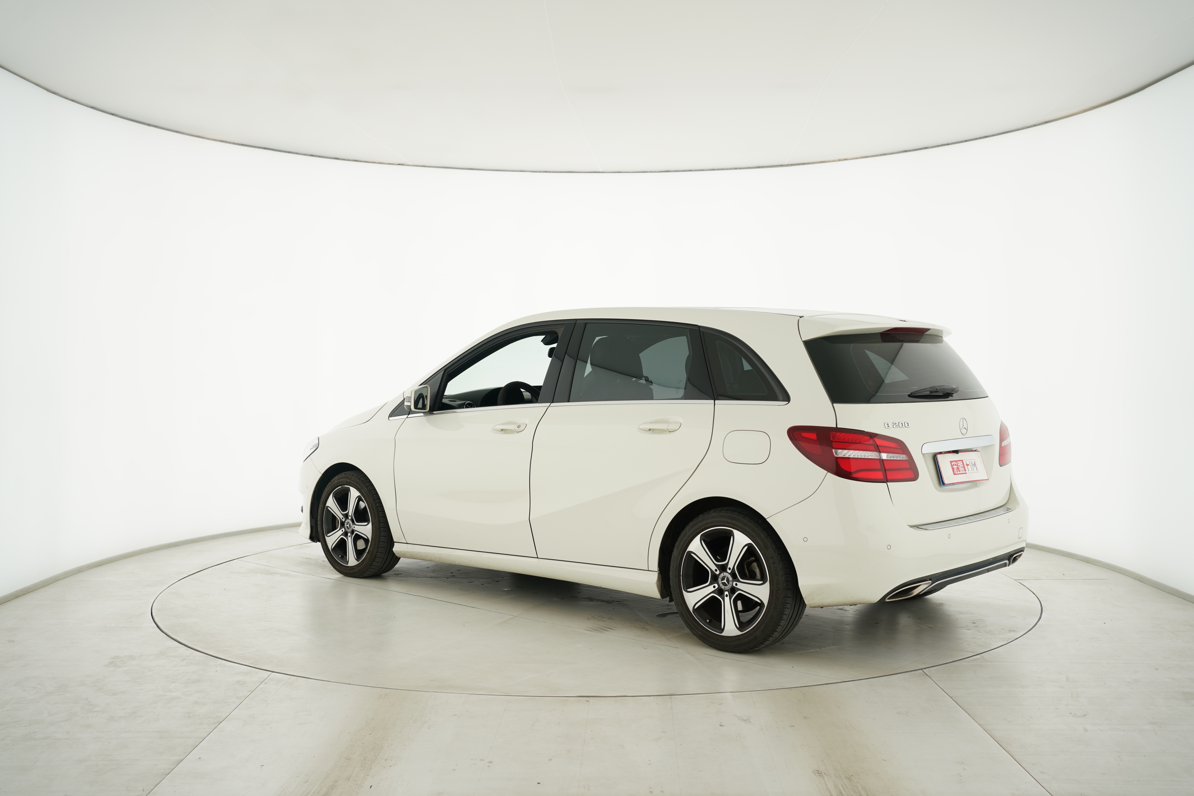 Mercedes Benz B-Class 2023 — фото 5