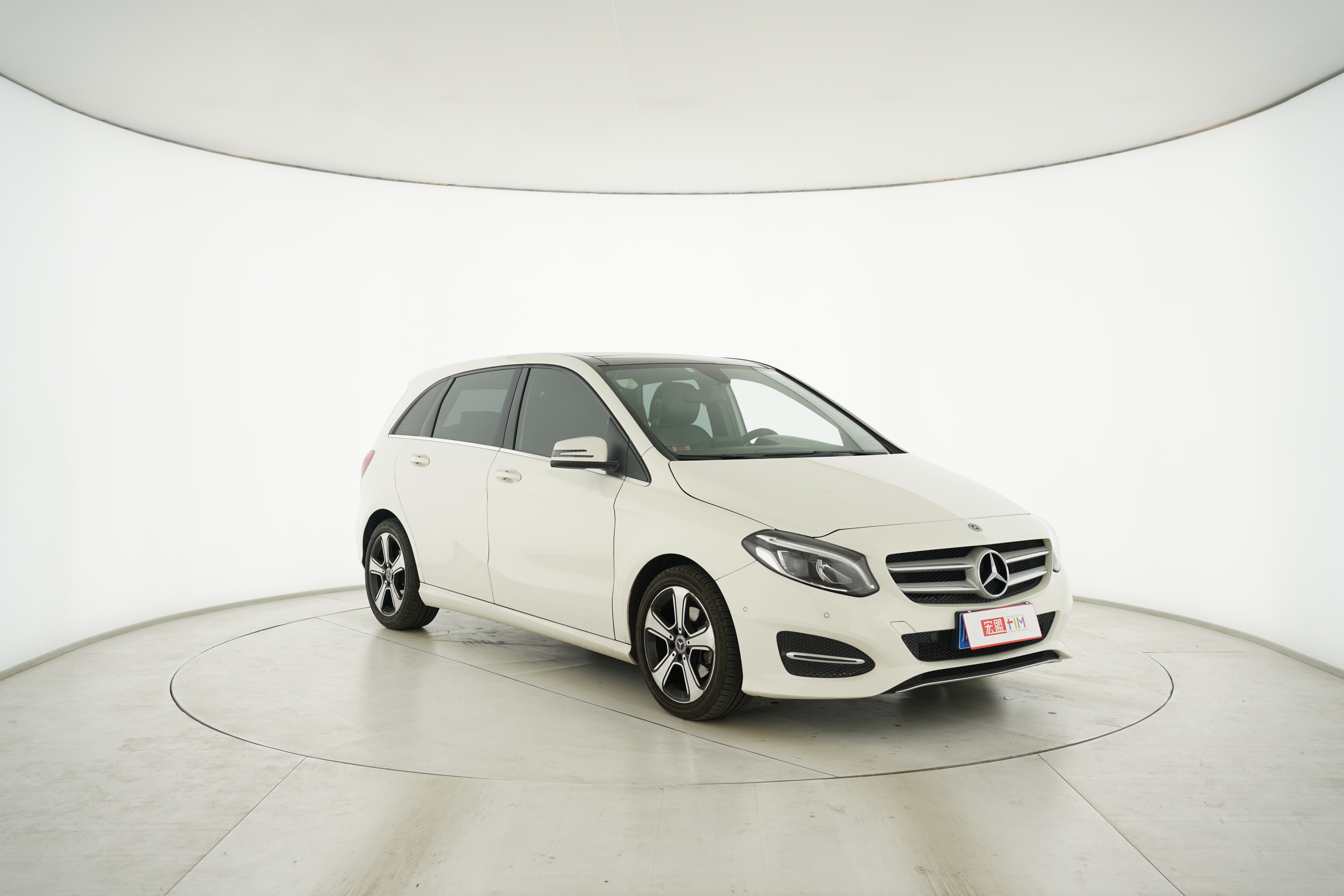 Mercedes Benz B-Class 2023 — фото 9