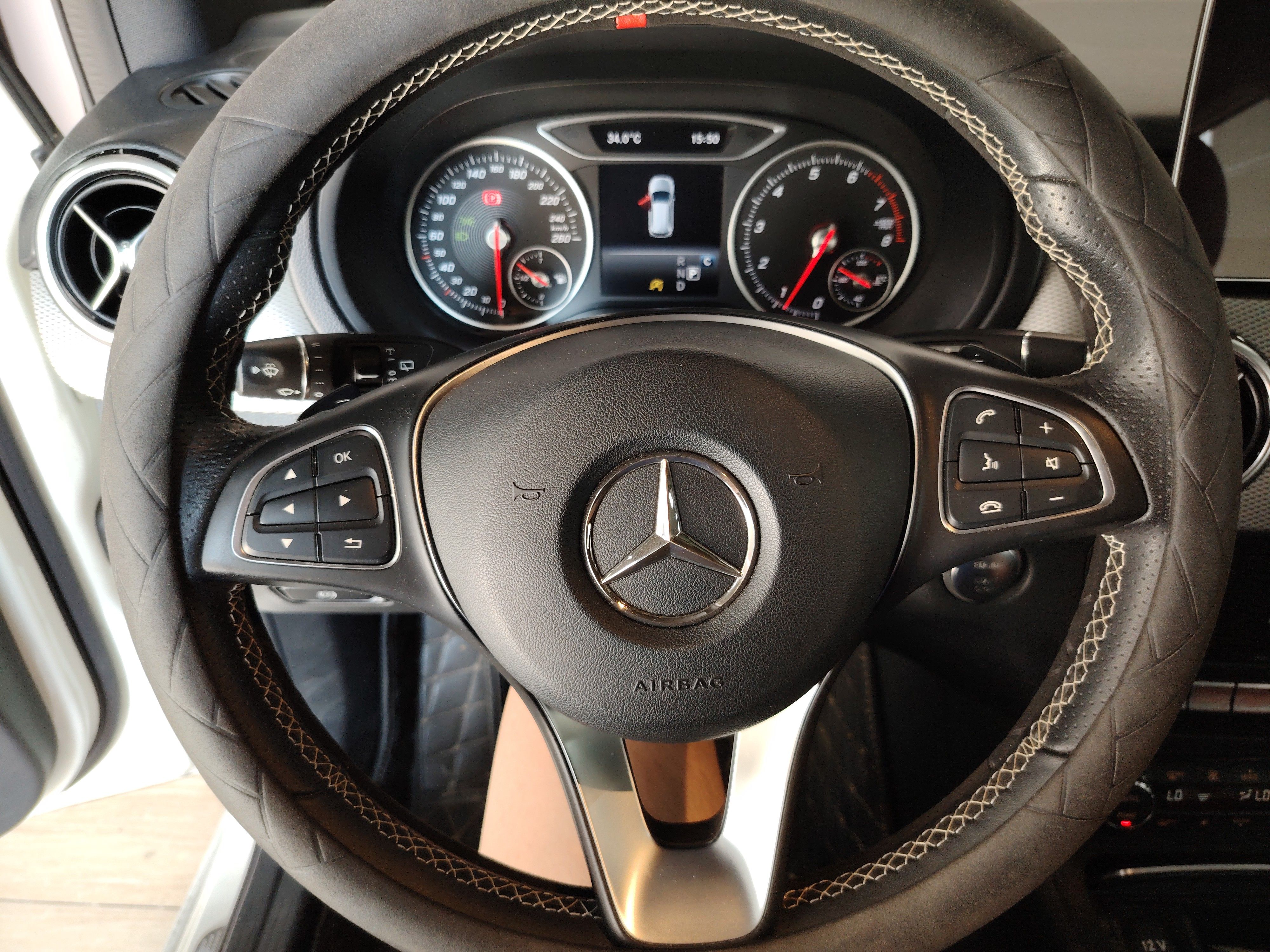 Mercedes Benz B-Class 2023 — фото 15
