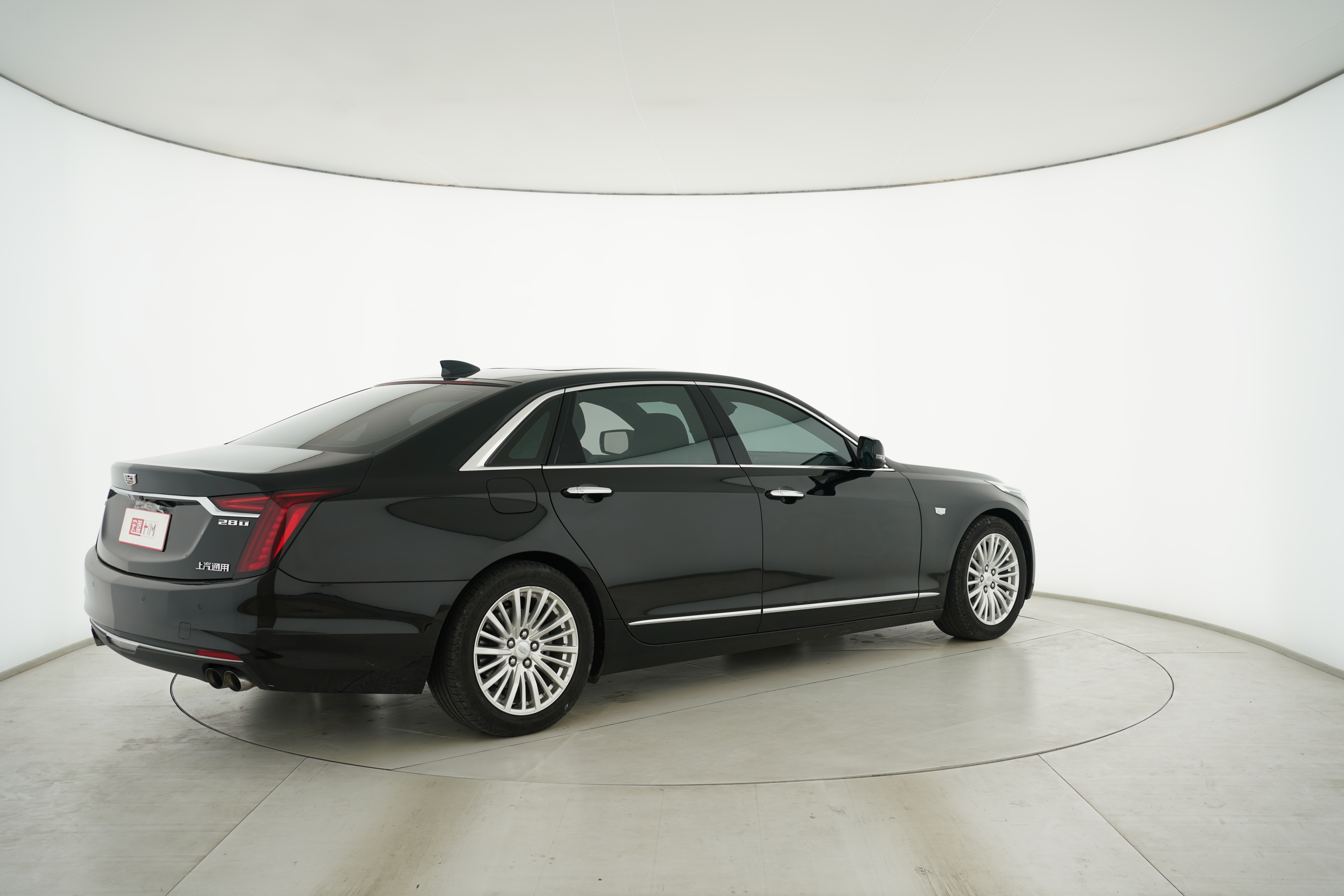 Cadillac CT6 2019 — фото 12