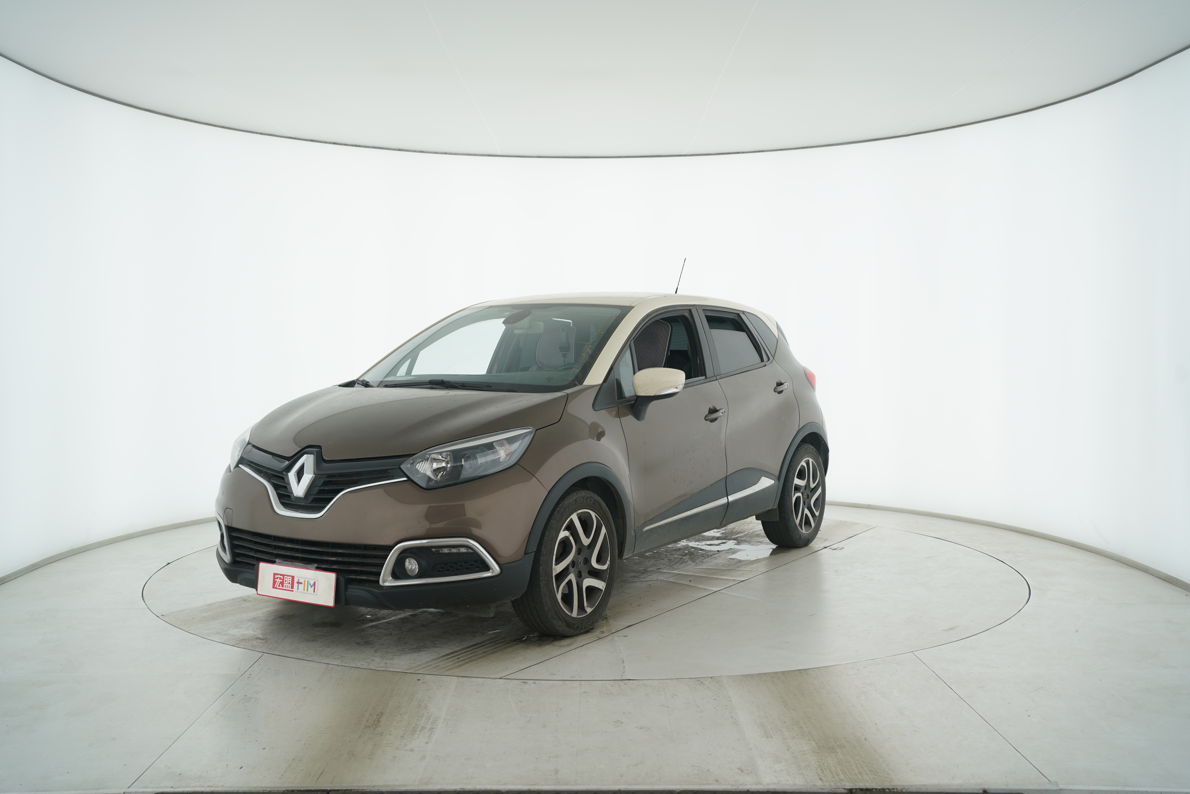 Renault Kabin 2015 — фото 1