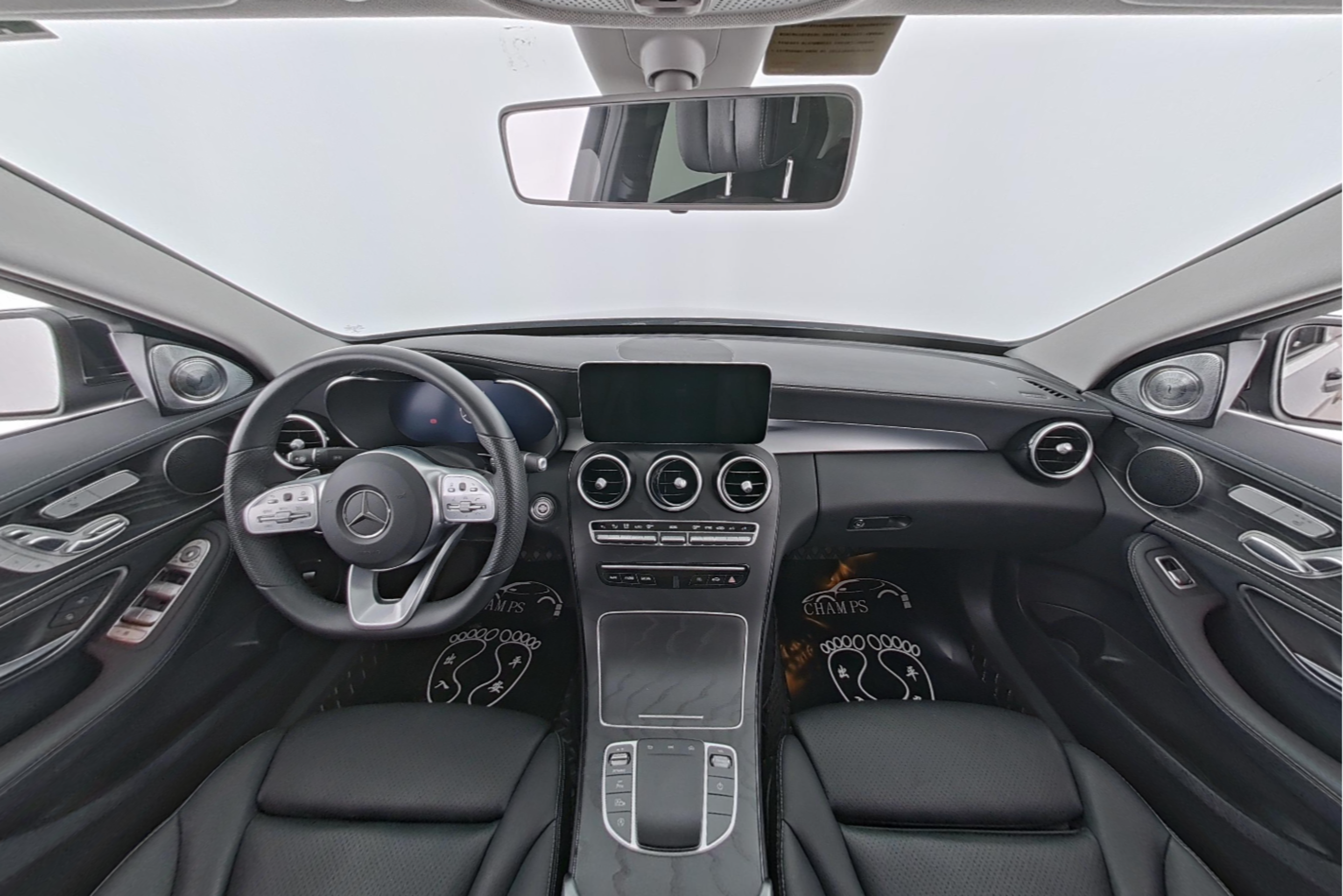 Mercedes Benz C-Class 2020 — фото 14