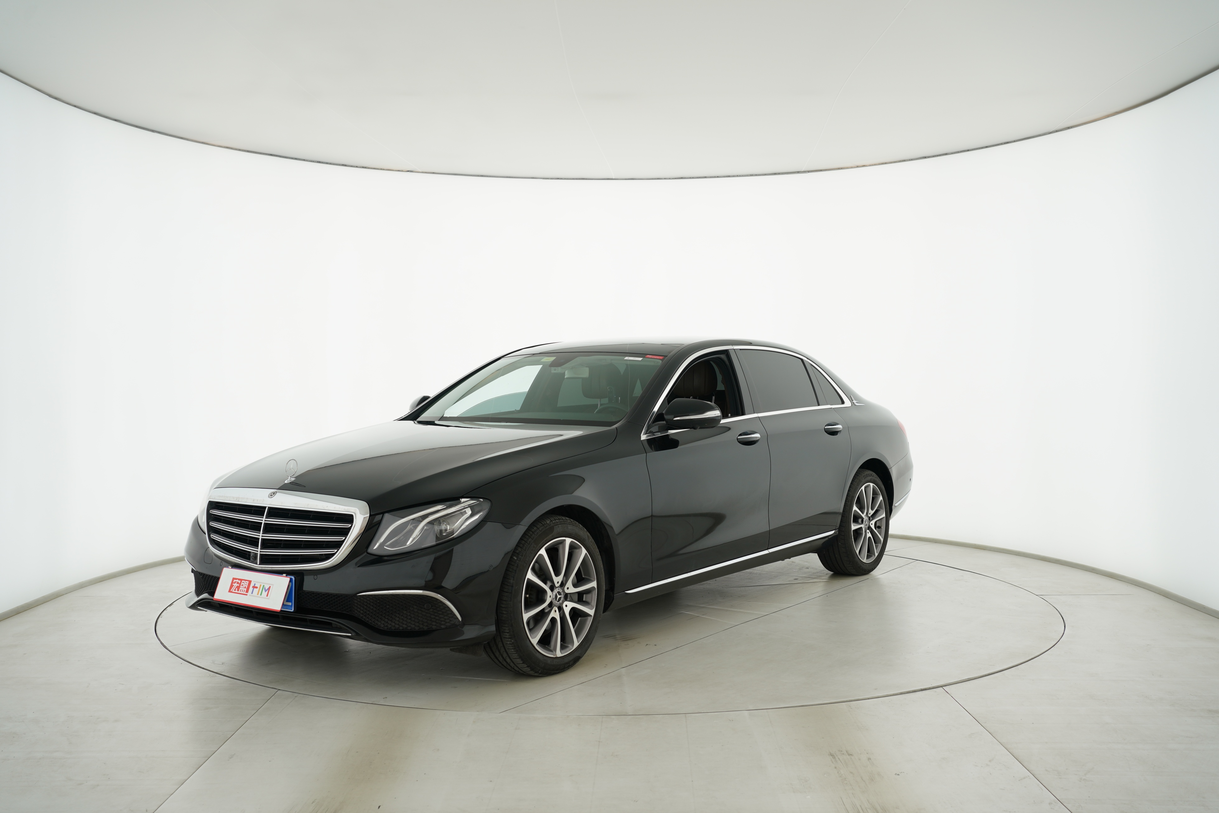 Mercedes Benz E-Class 2019 — фото 1