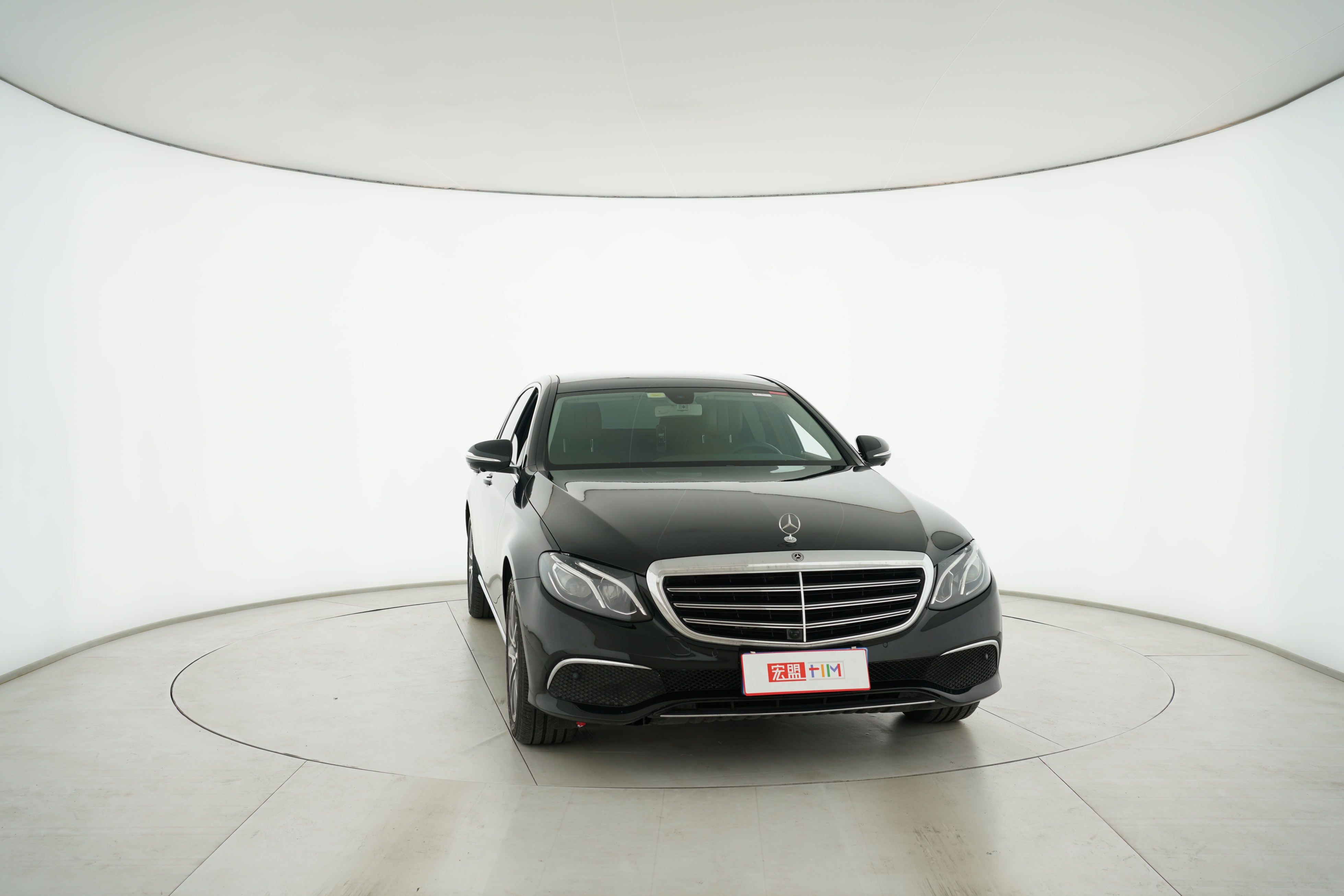 Mercedes Benz E-Class 2019 — фото 8