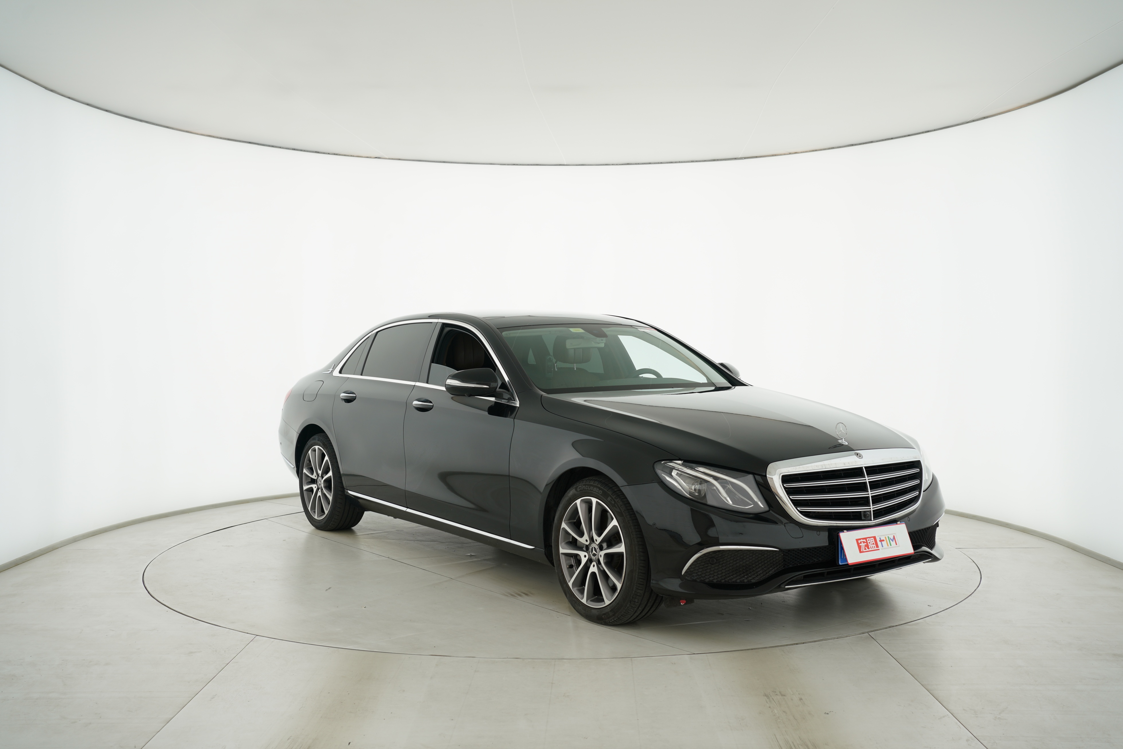 Mercedes Benz E-Class 2019 — фото 9