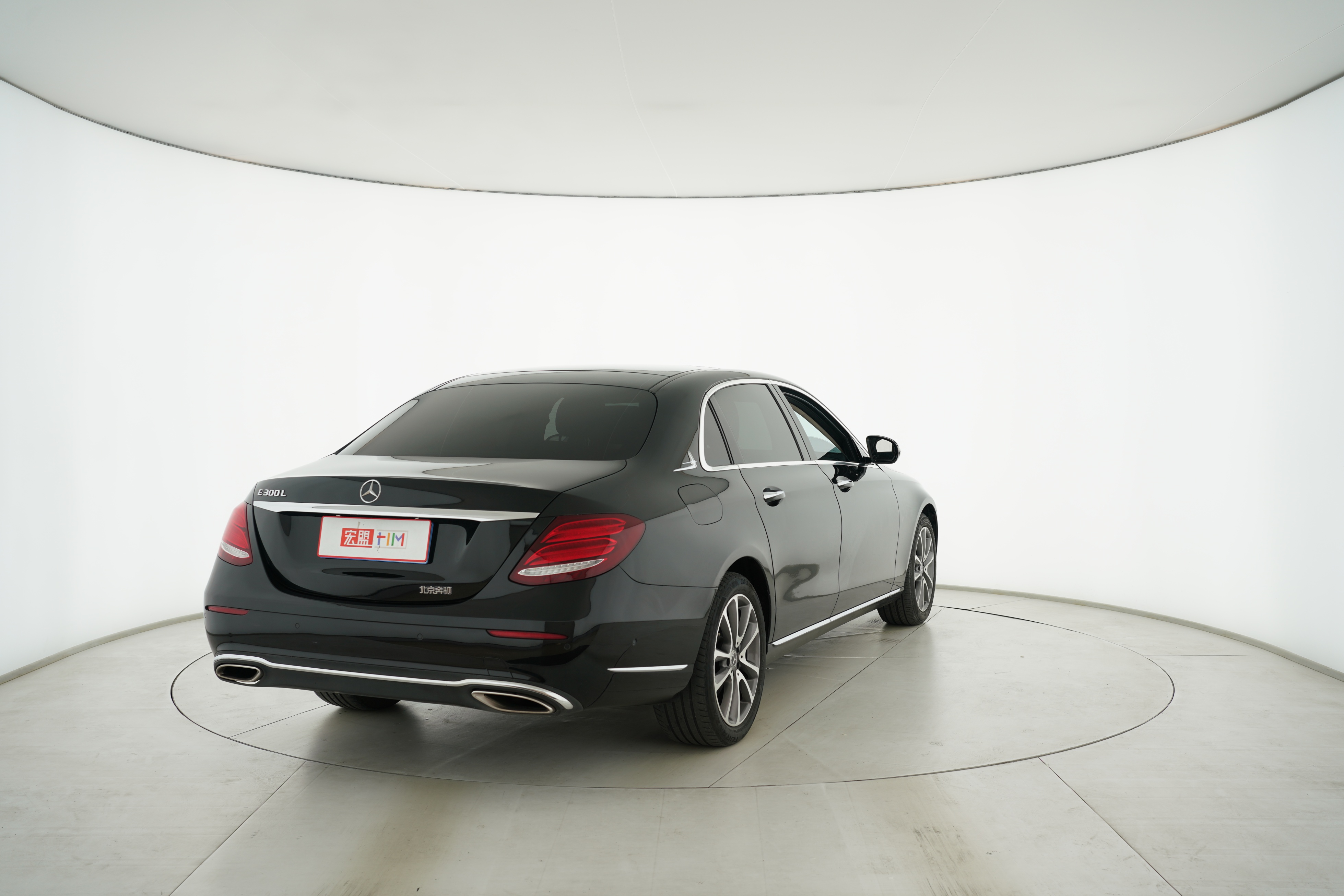 Mercedes Benz E-Class 2019 — фото 13