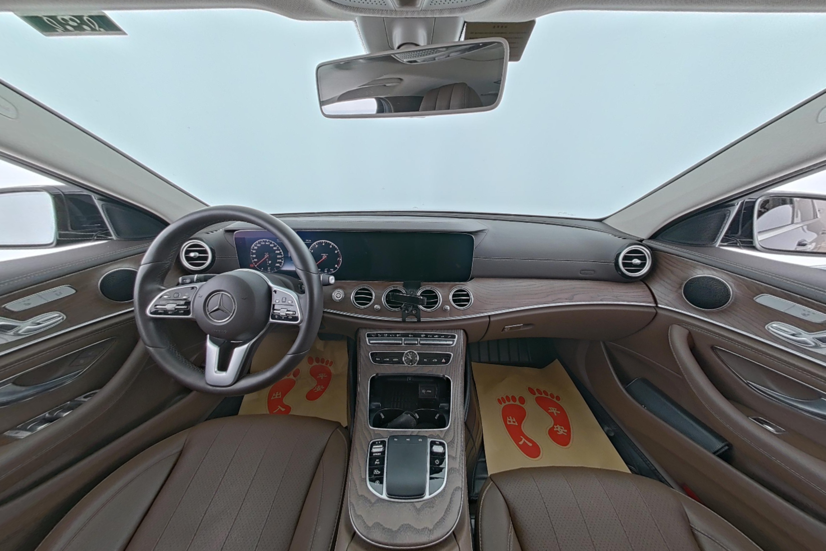 Mercedes Benz E-Class 2019 — фото 14