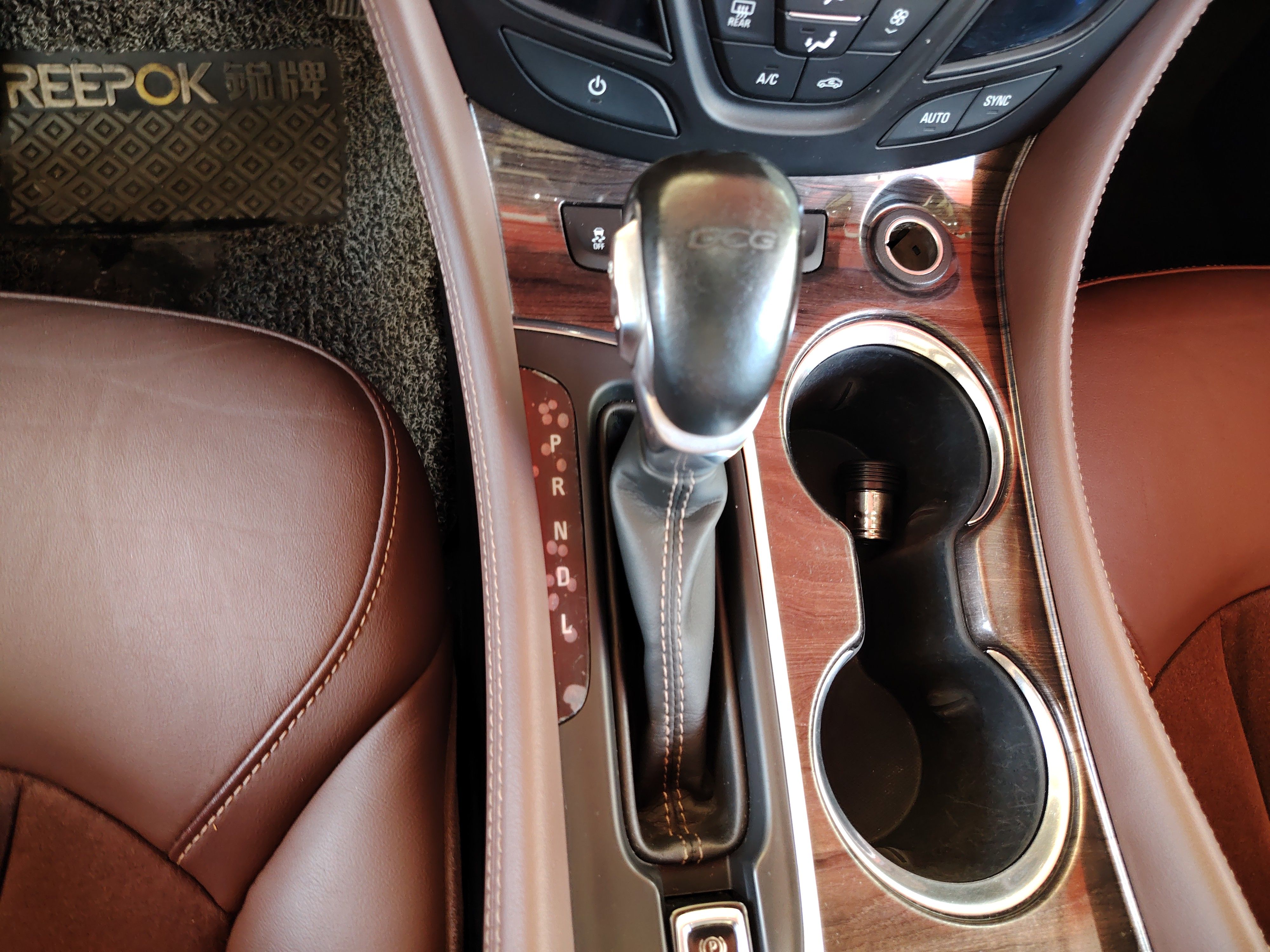 Buick Envision 2017 — фото 16