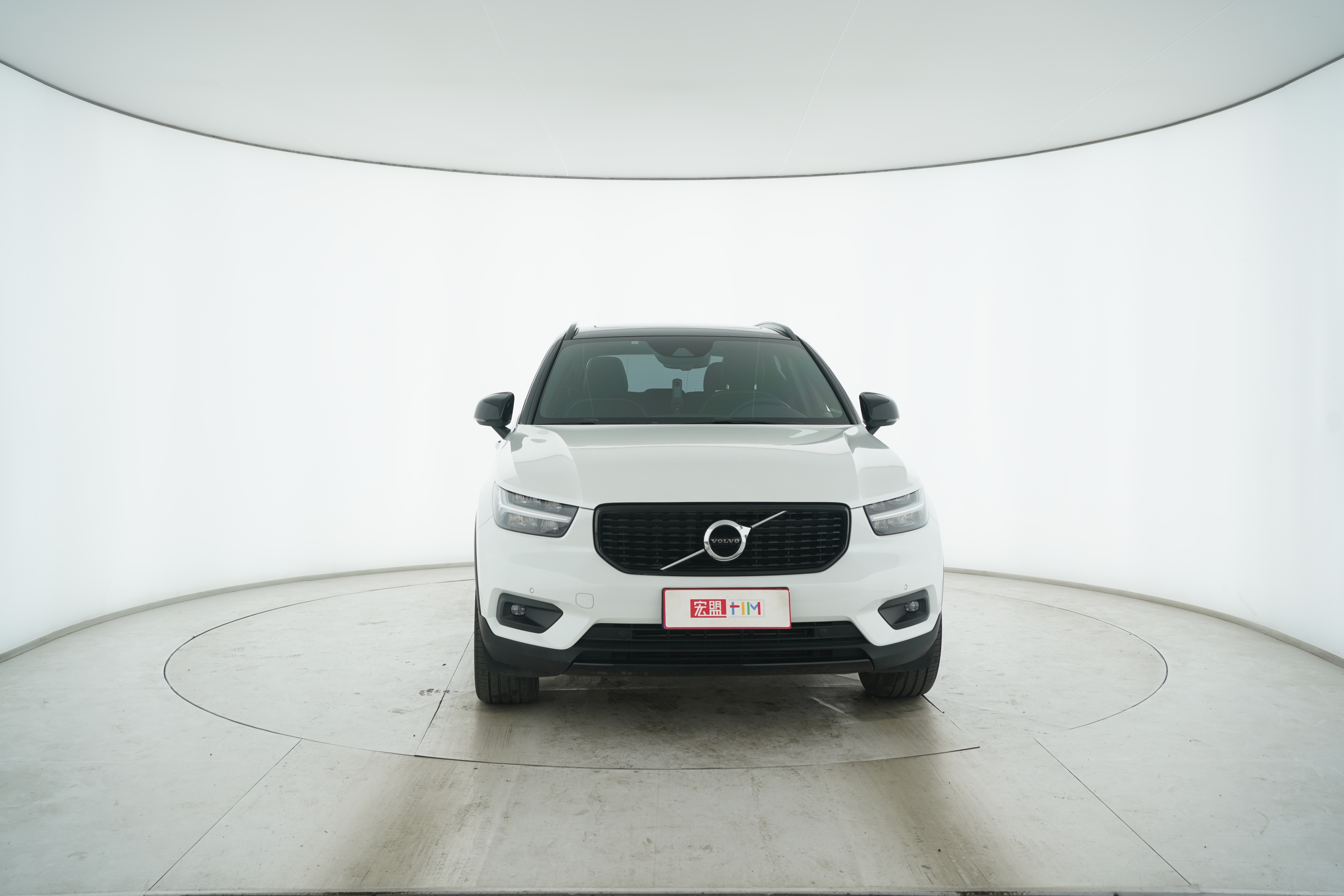 VOLVO XC40 2020 — фото 2