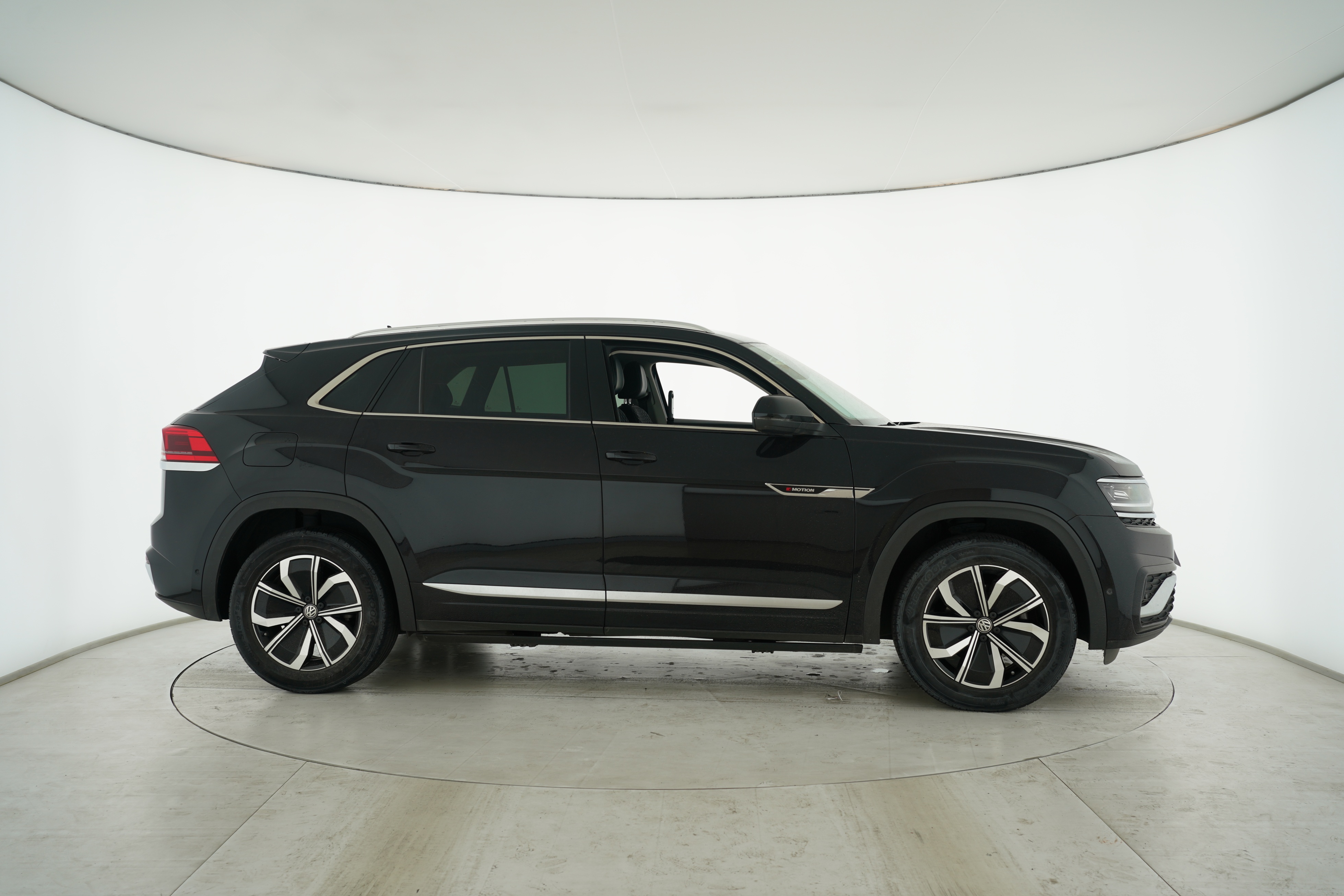 Volkswagen Teramont X 2020 — фото 11
