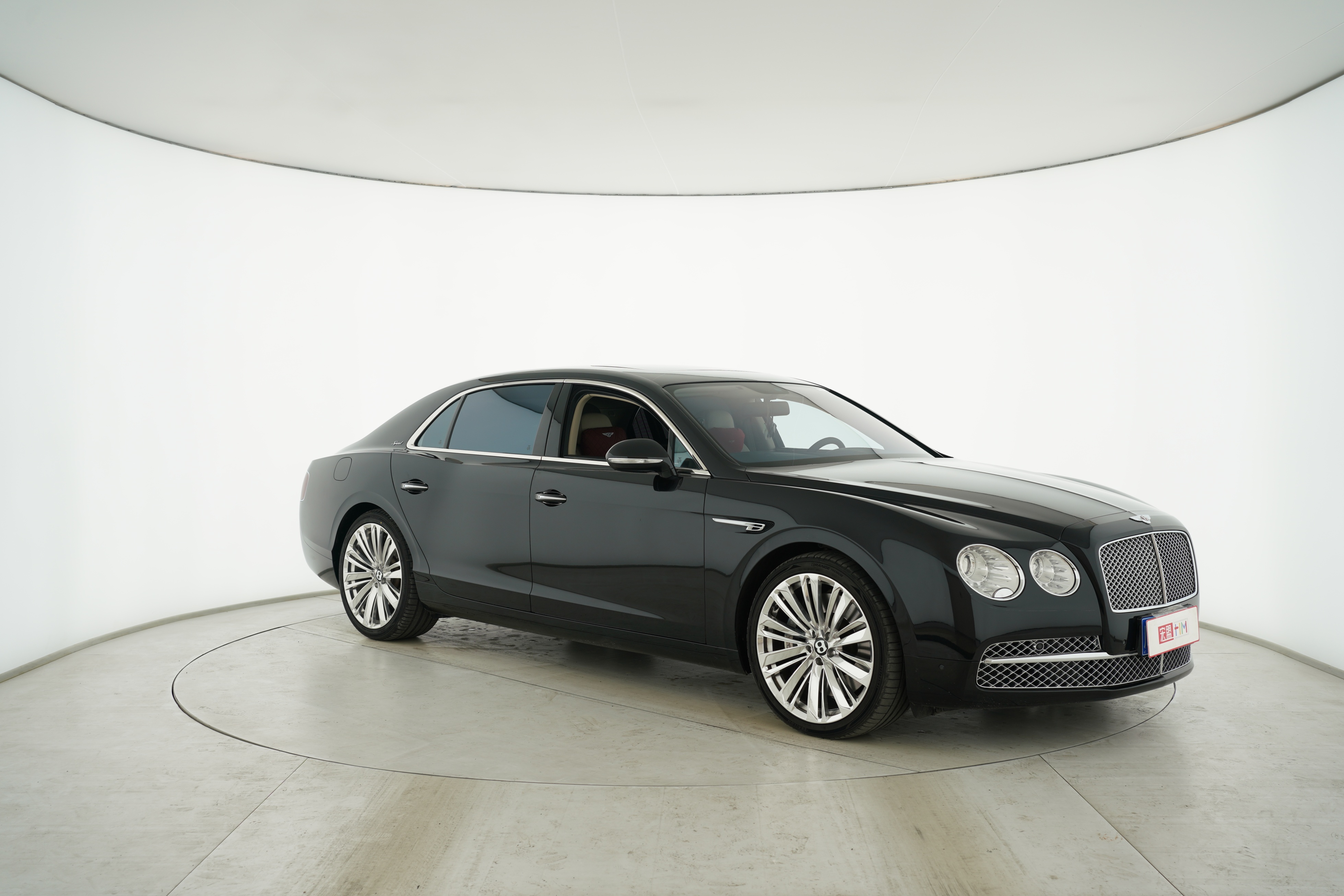 BENTLEY Flying Spur 2017 — фото 10