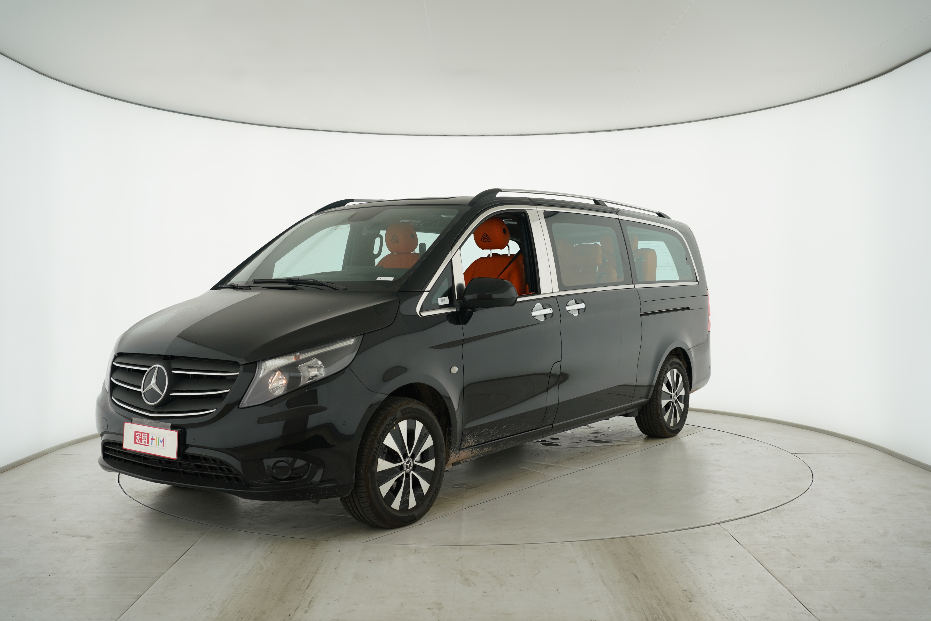 Mercedes Benz V-Class 2022 — фото 1