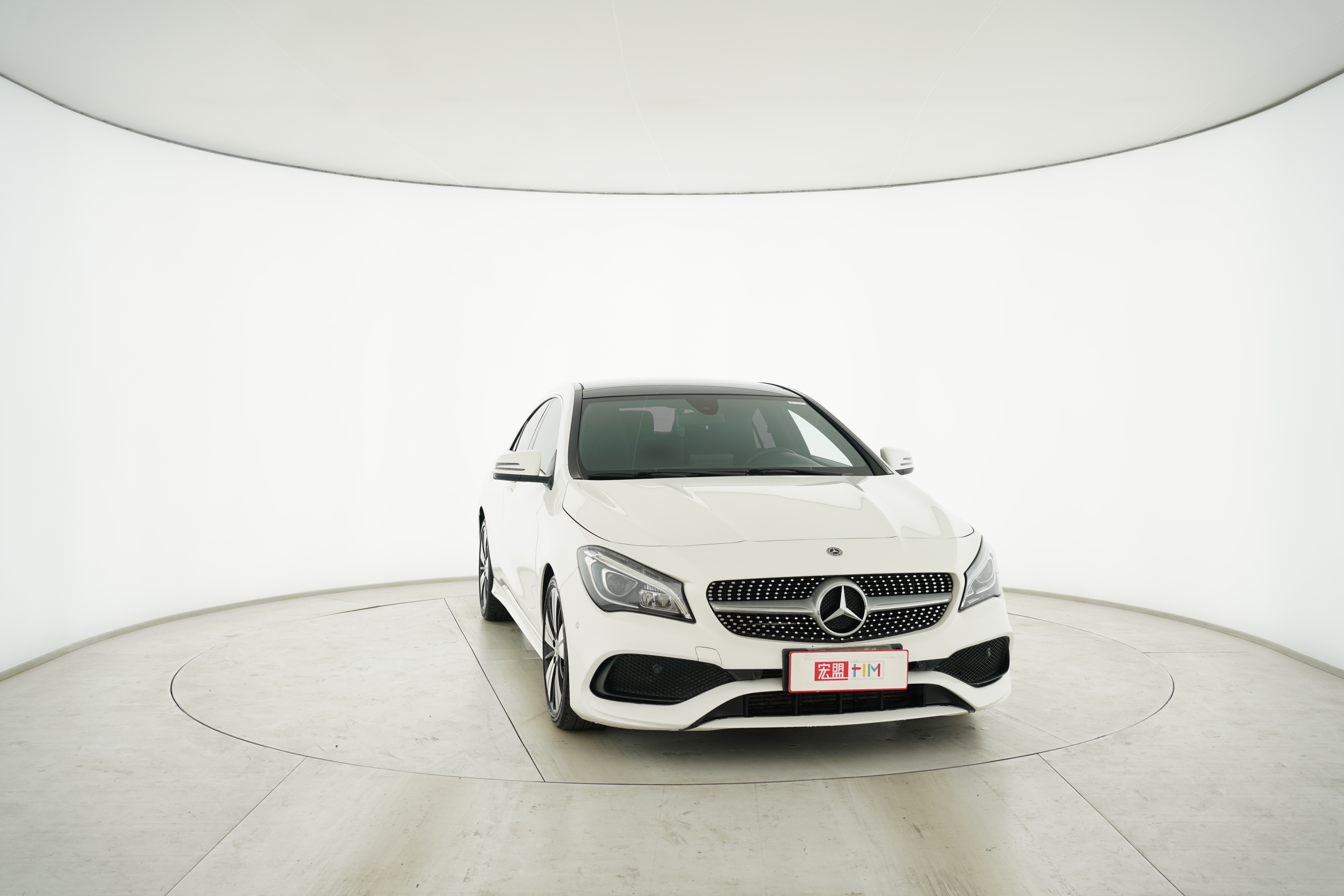 Mercedes Benz GLA-Class 2018 — фото 8