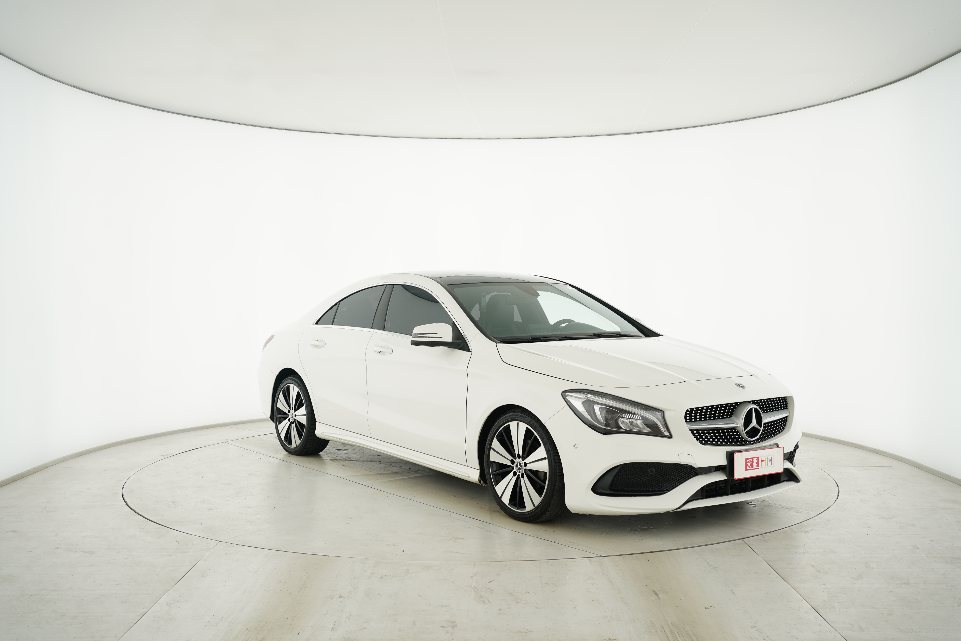 Mercedes Benz GLA-Class 2018 — фото 9
