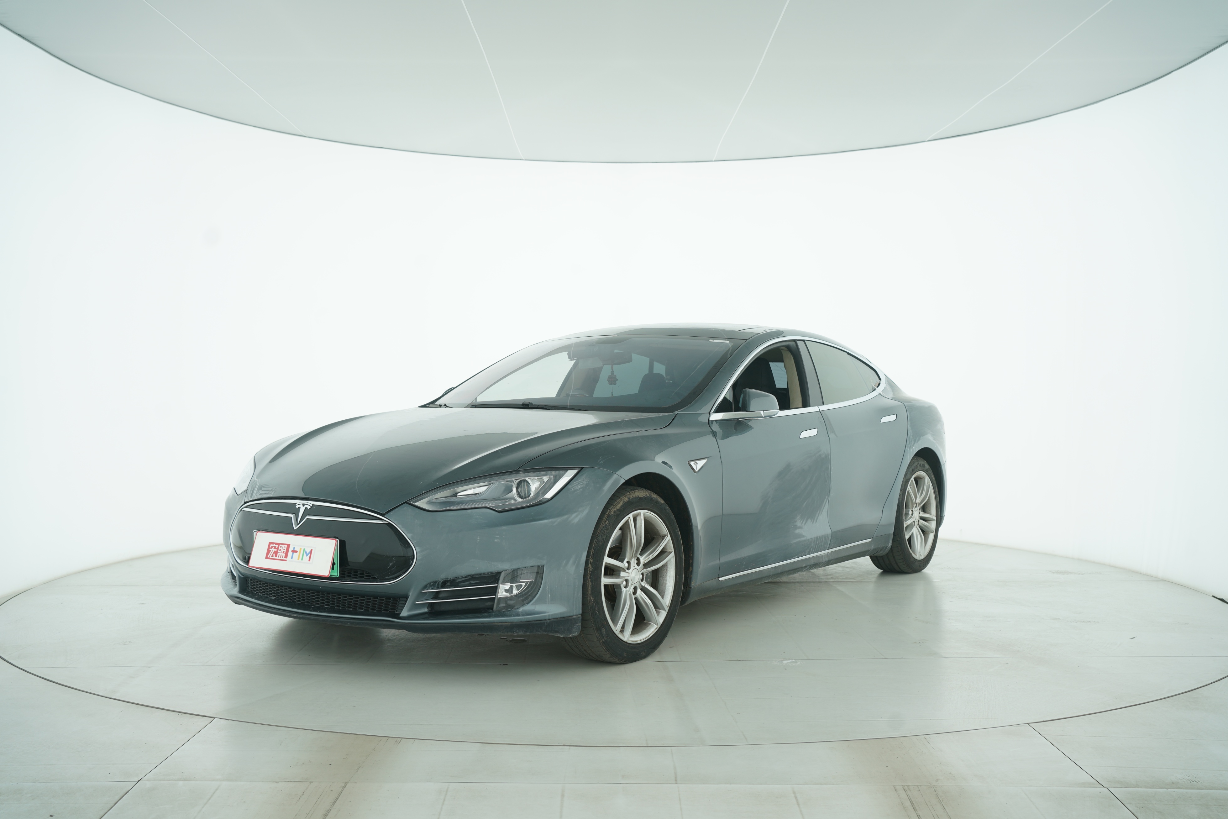 Tesla Model S 2014 — фото 1