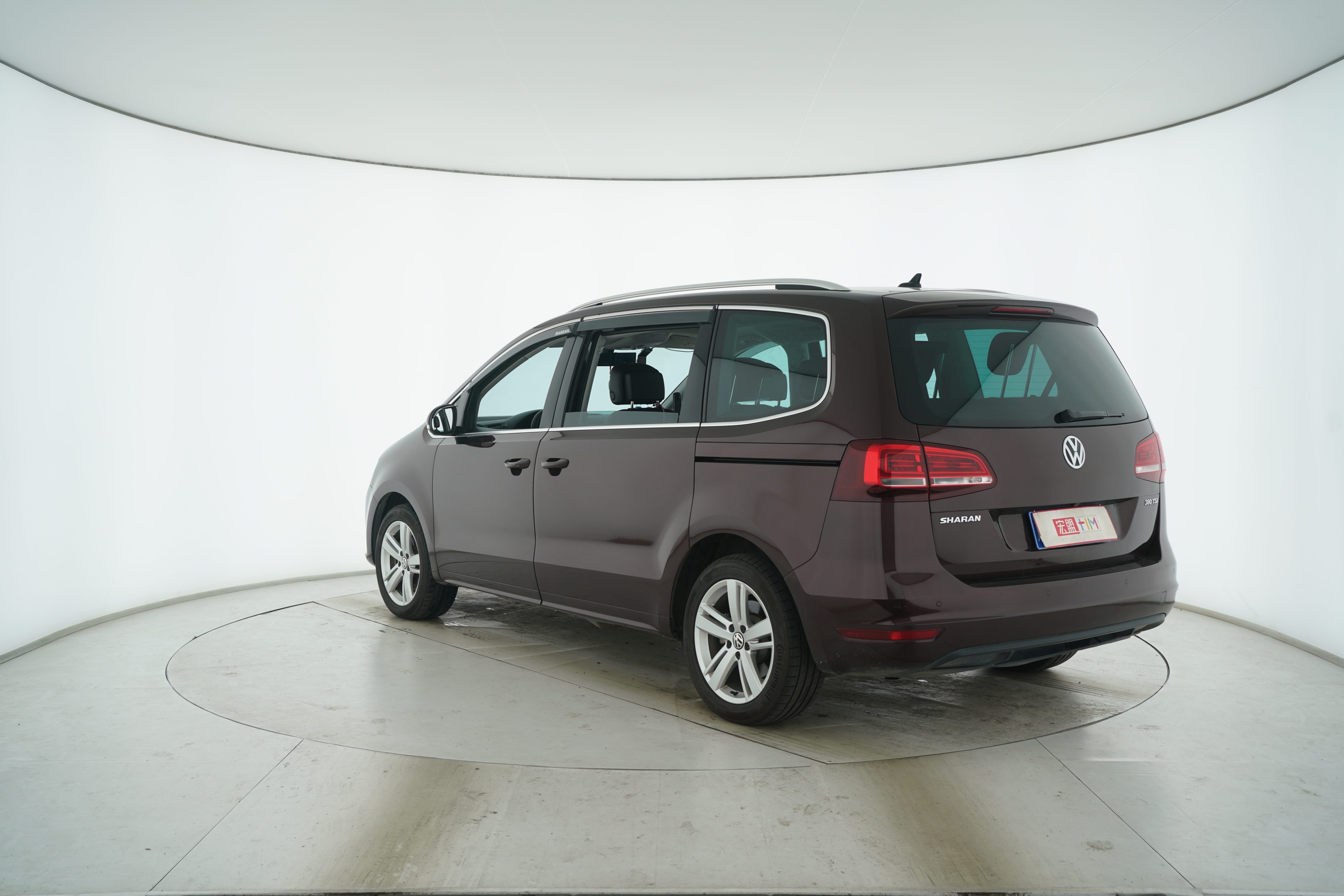 Volkswagen Sharan 2018 — фото 4