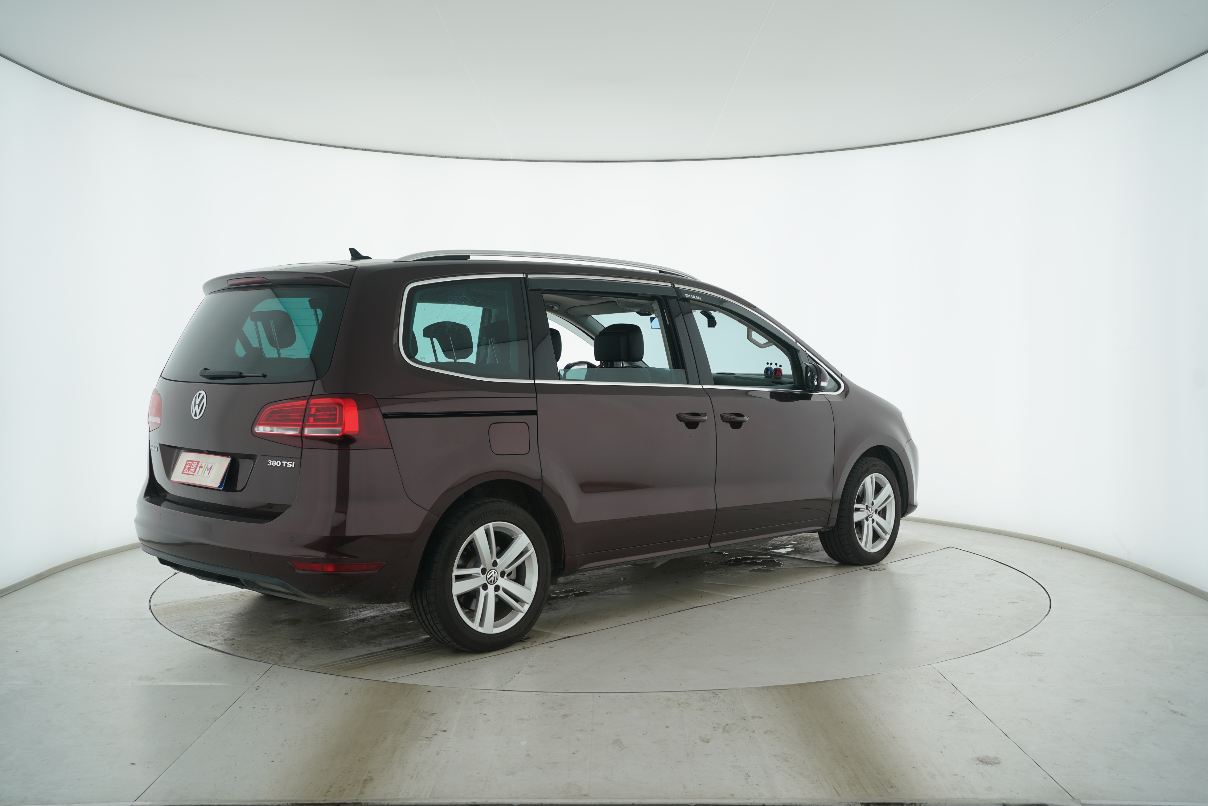 Volkswagen Sharan 2018 — фото 12