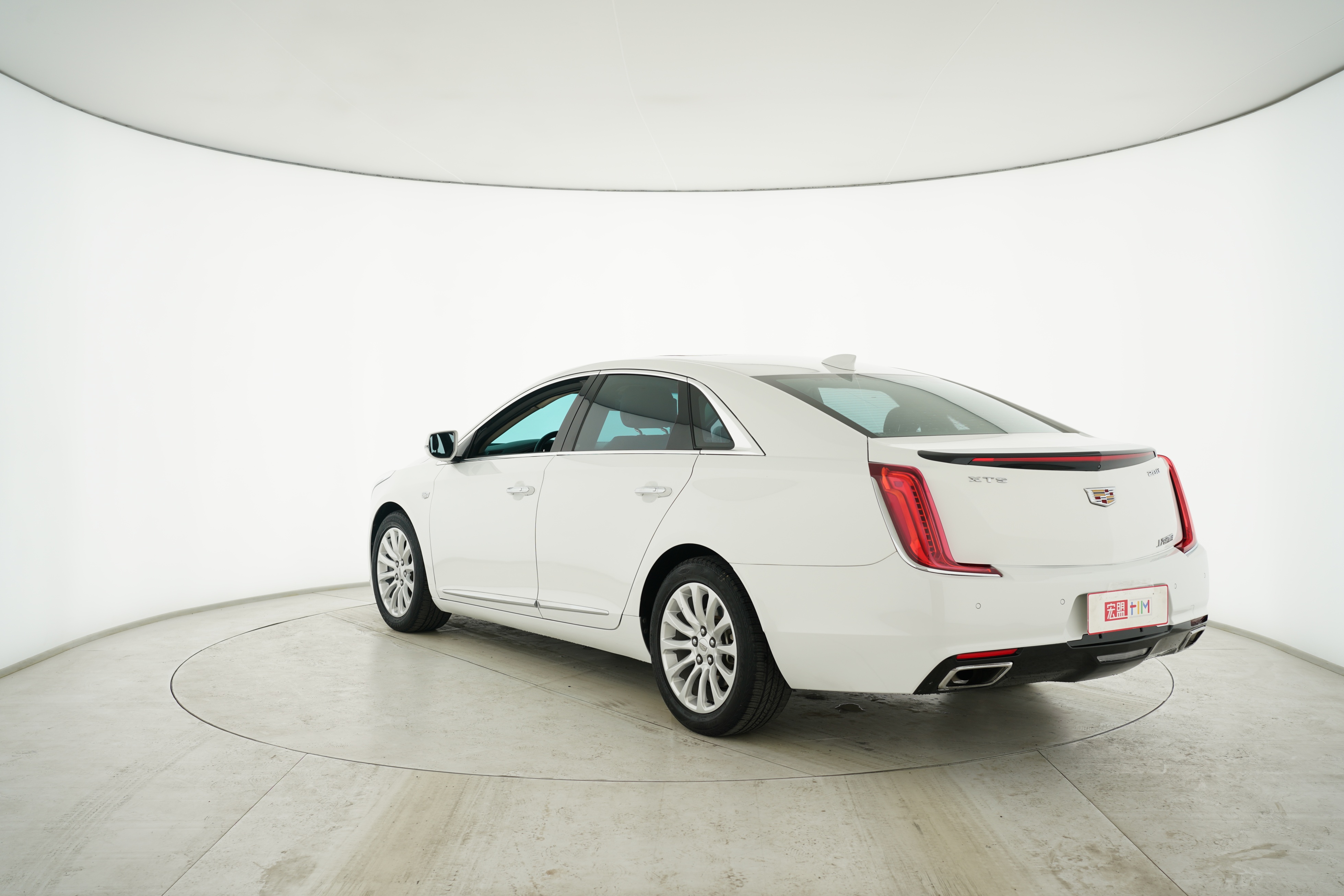 Cadillac XTS 2018 — фото 4