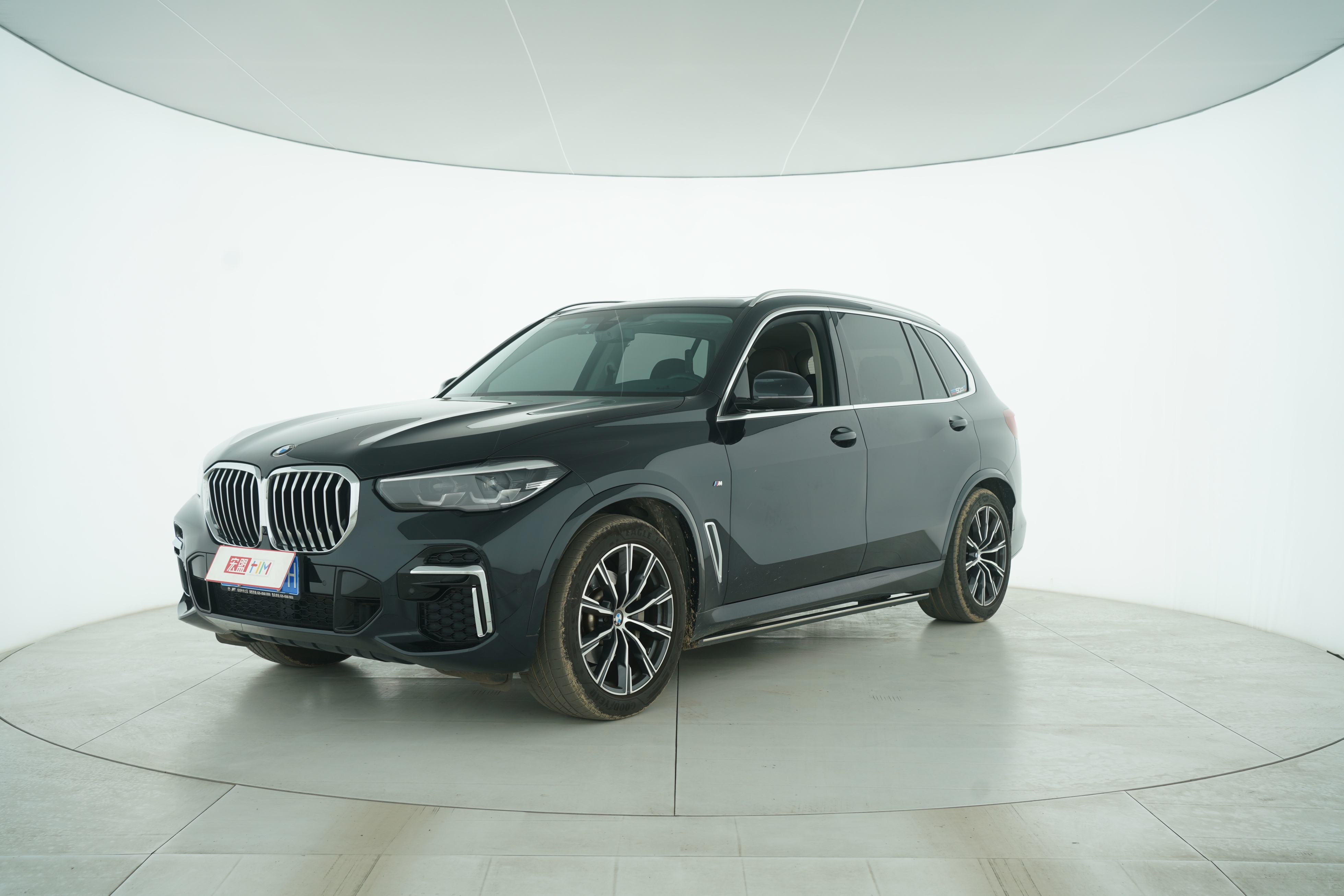 BMW X5 2022 — фото 1