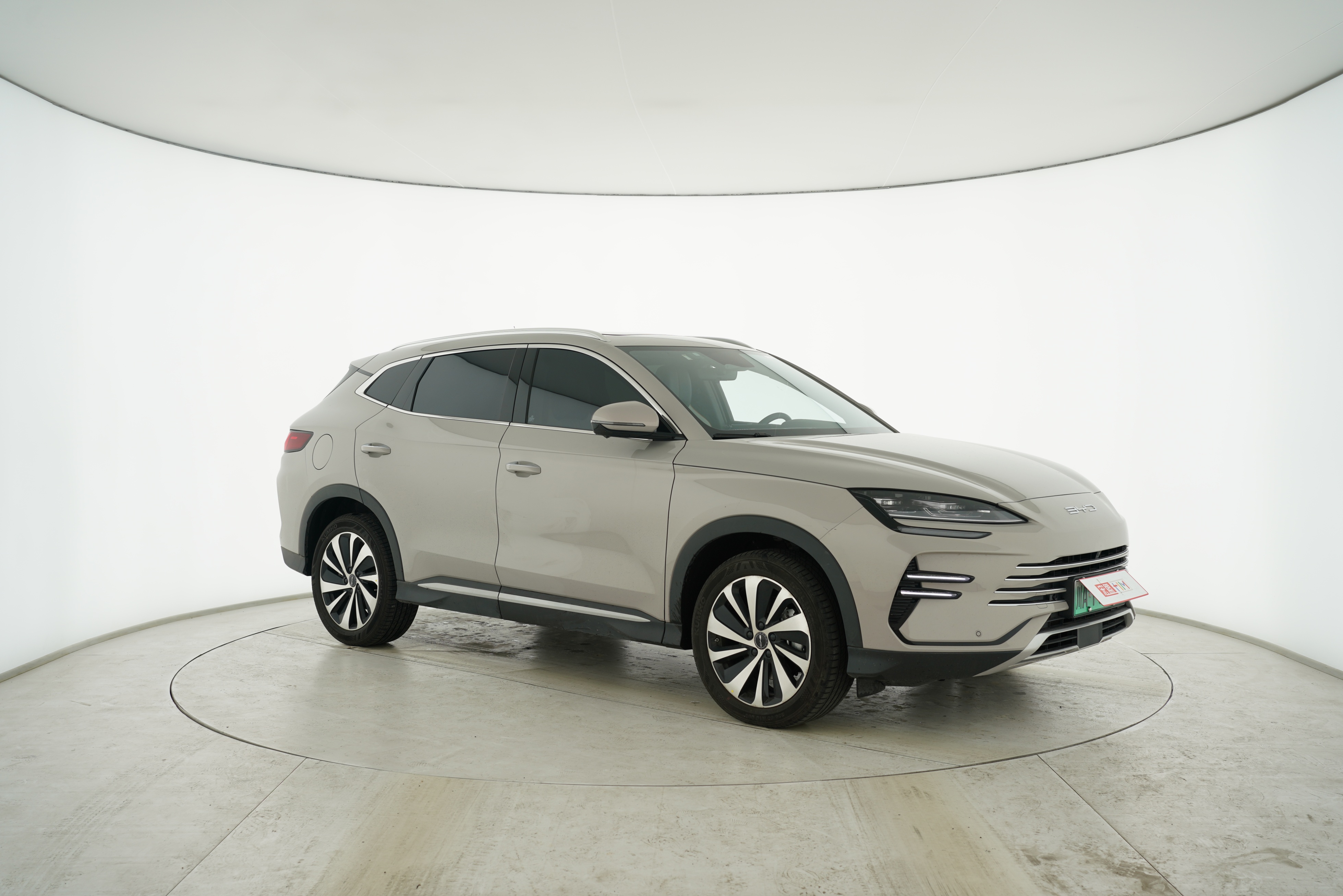 BYD SONG PLUS EV 2023 — фото 10