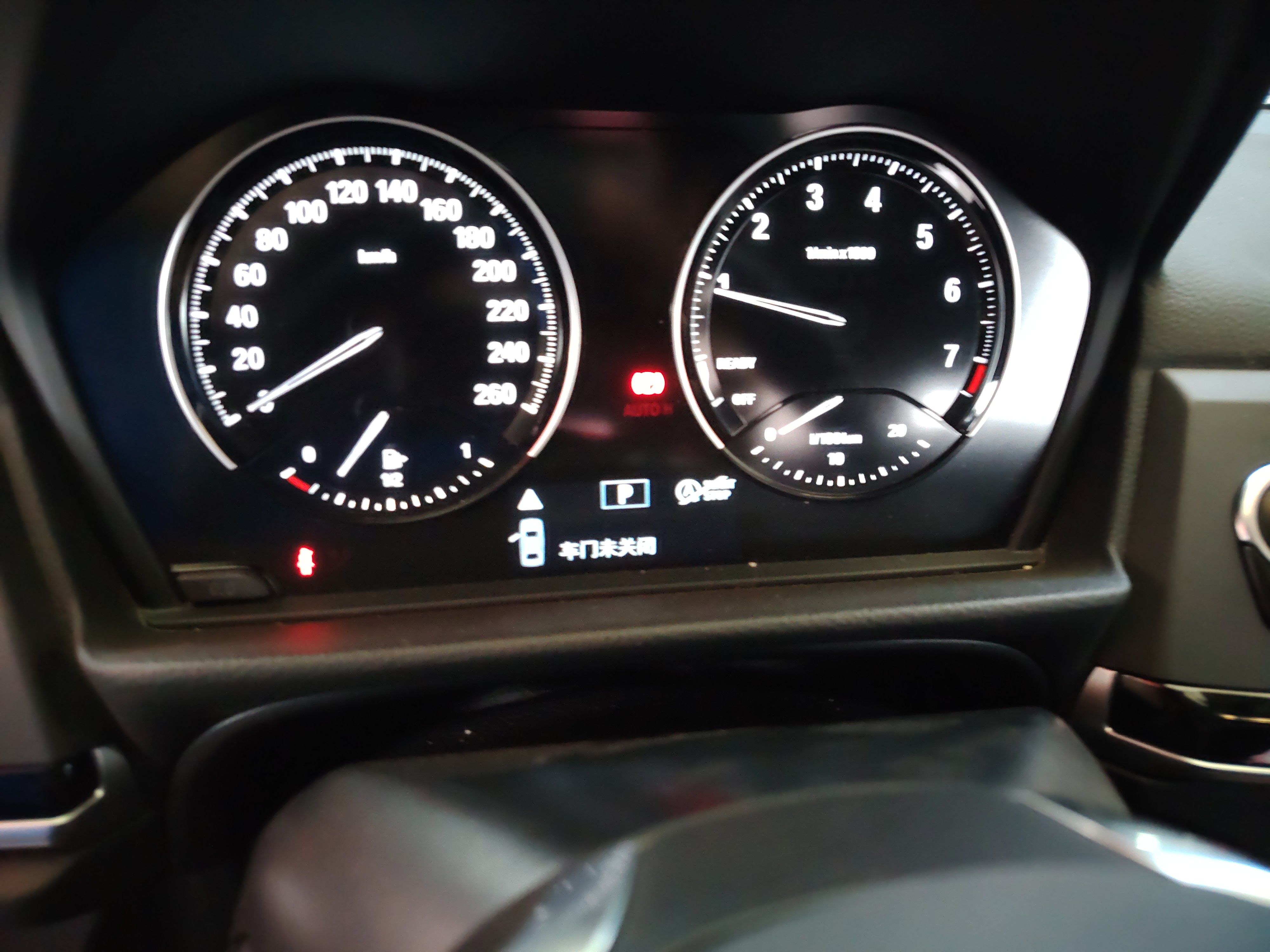 BMW 1 Series 2018 — фото 17
