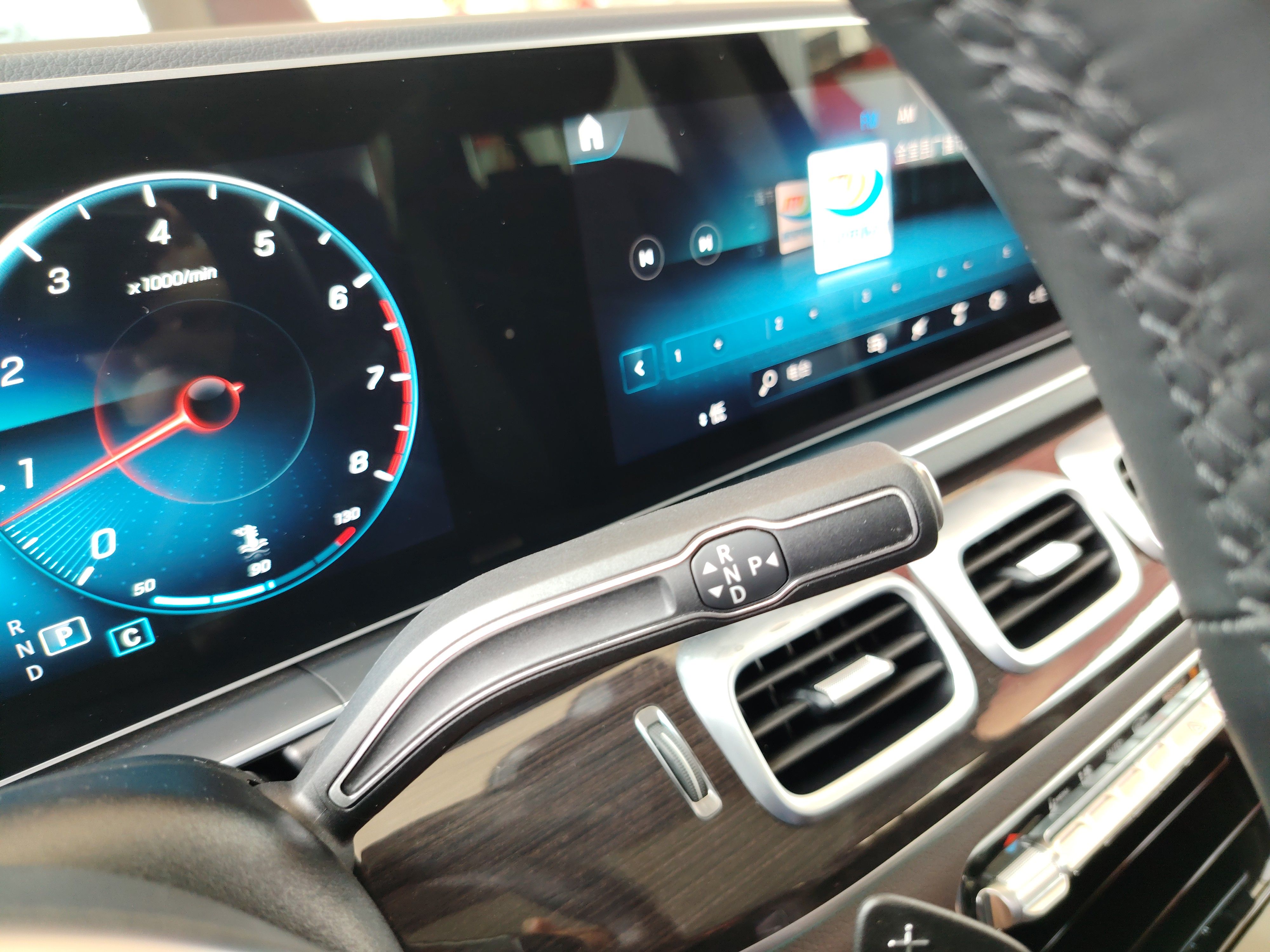 Mercedes Benz GLE 2022 — фото 16