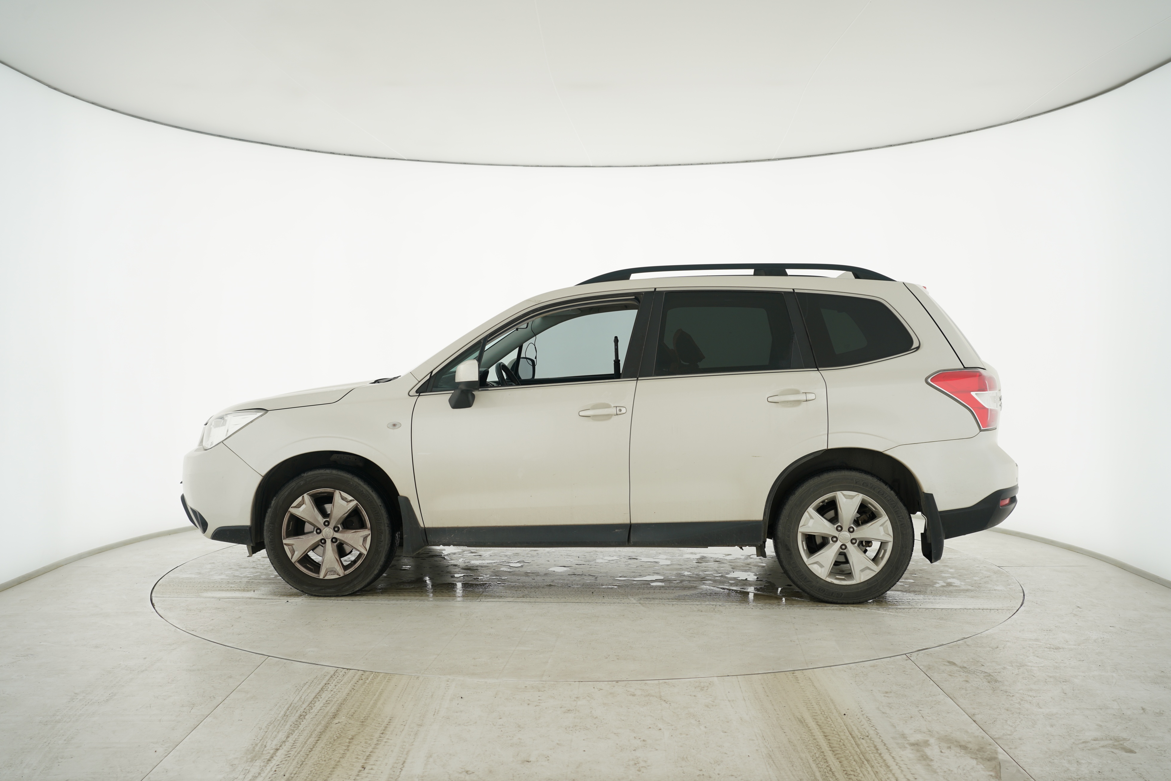 Subaru Forester 2015 — фото 6