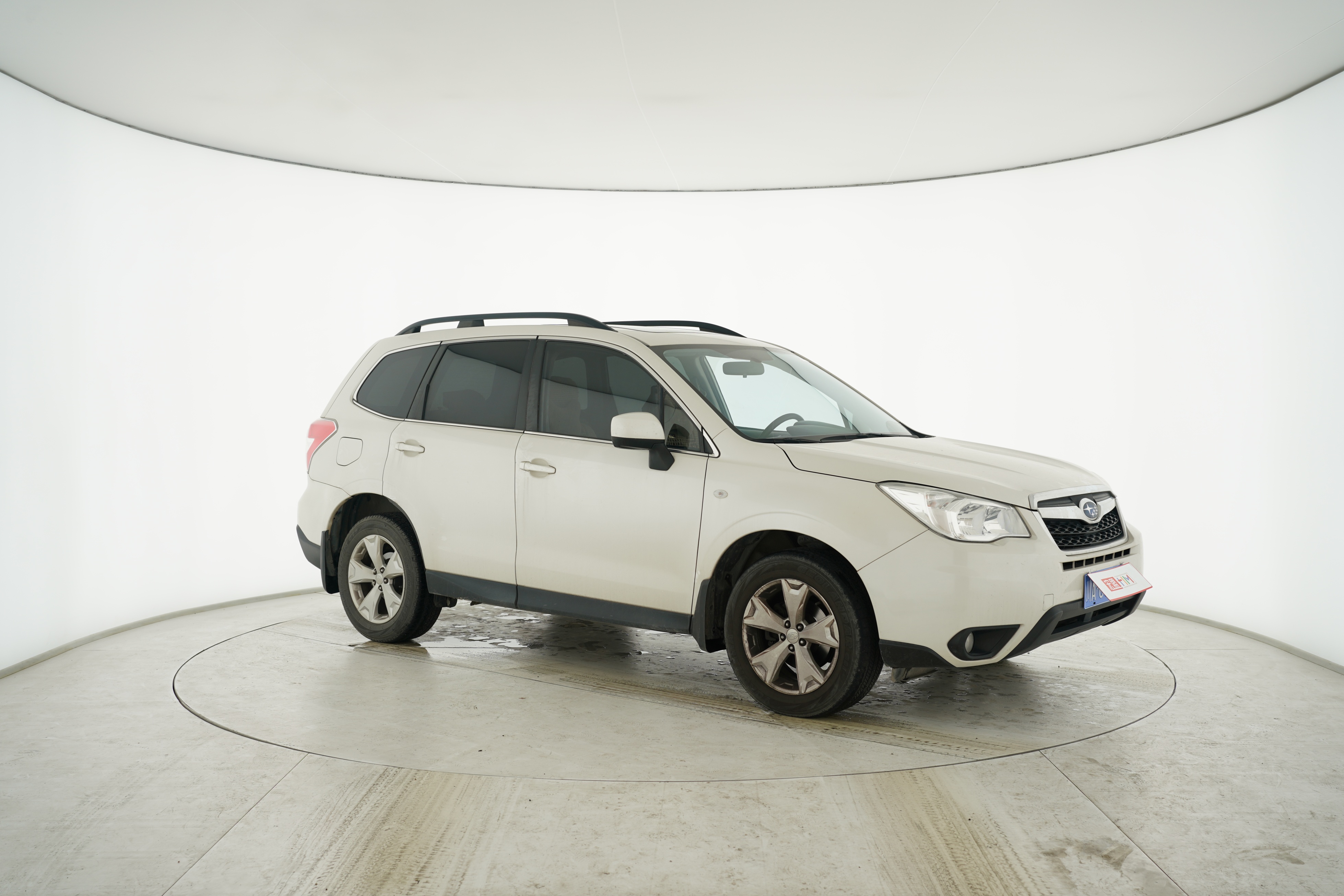 Subaru Forester 2015 — фото 10