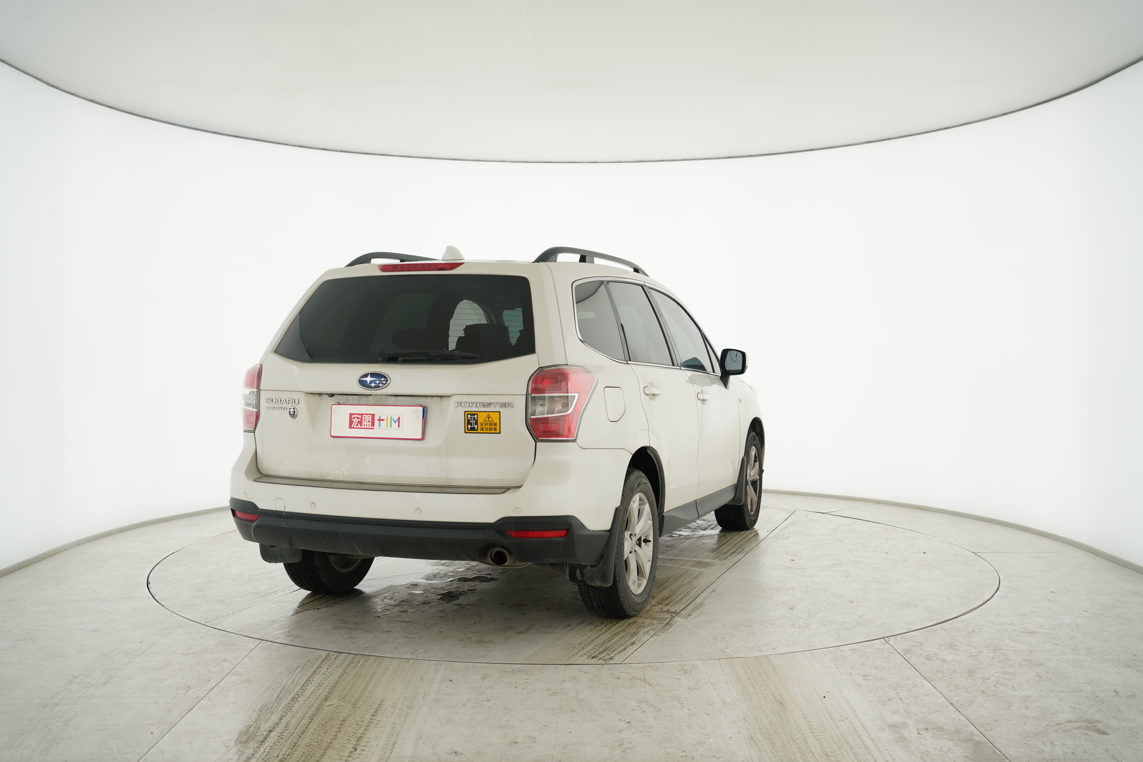 Subaru Forester 2015 — фото 13