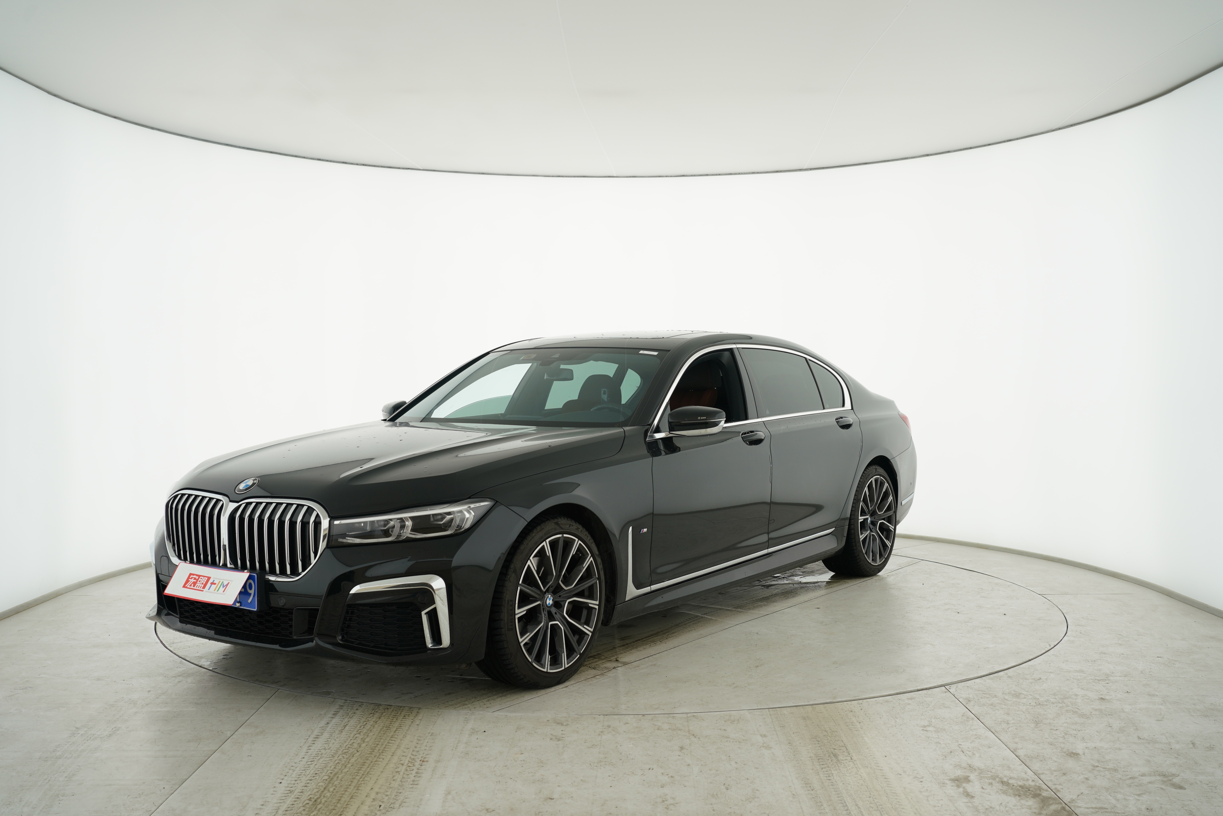 BMW 7 Series 2019 — фото 1