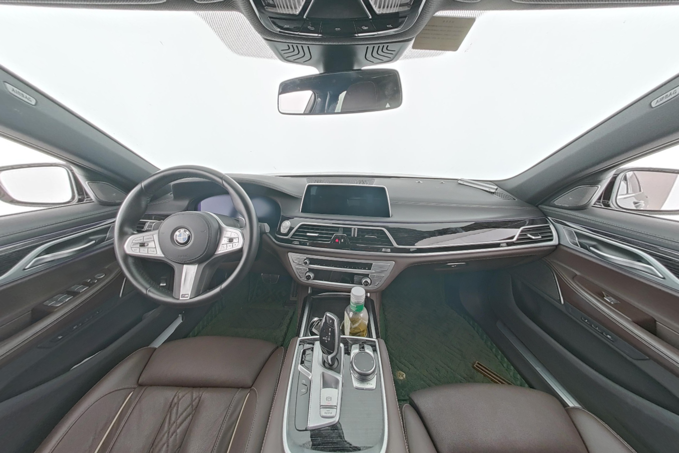 BMW 7 Series 2019 — фото 14