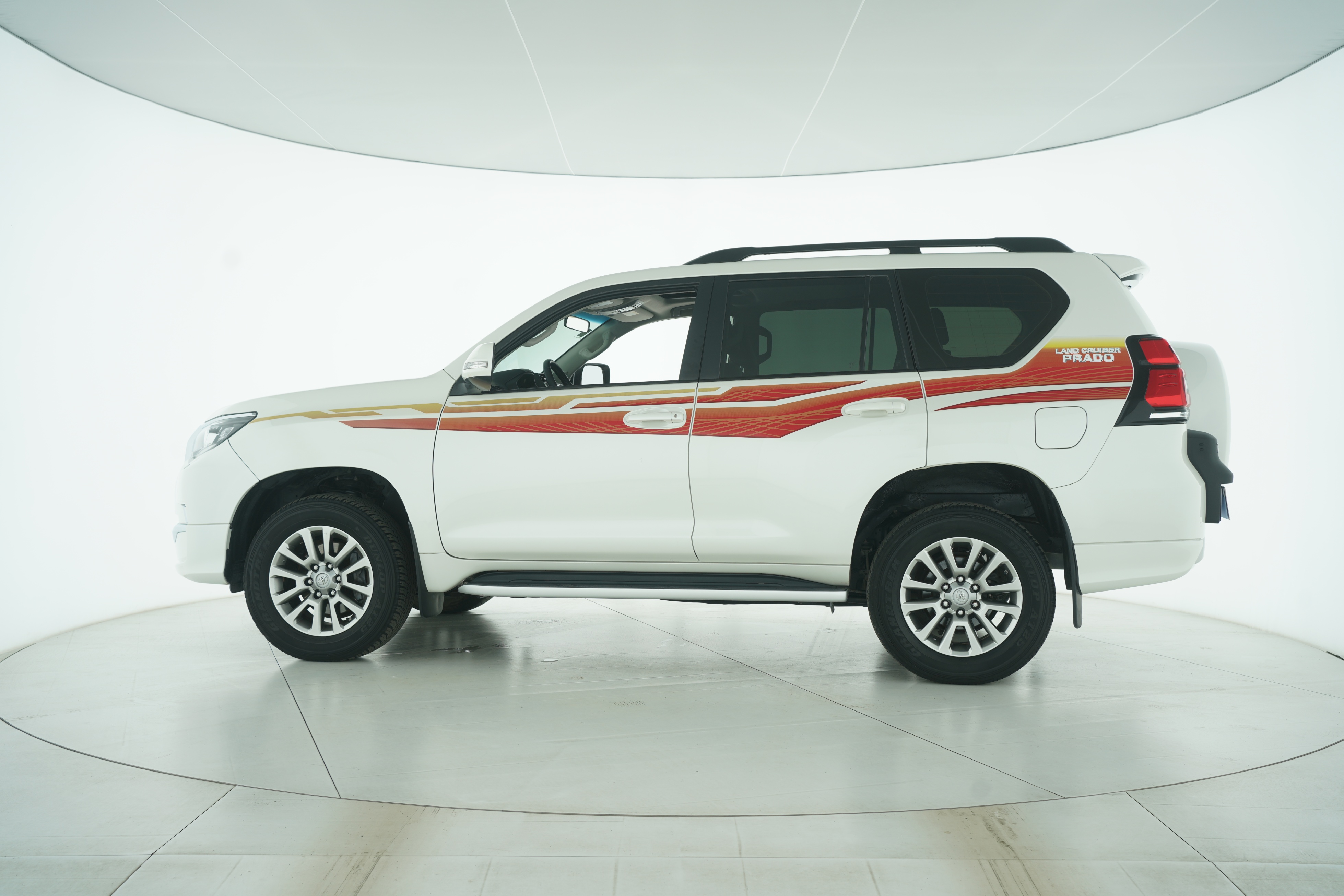 Toyota Prado 2019 — фото 6