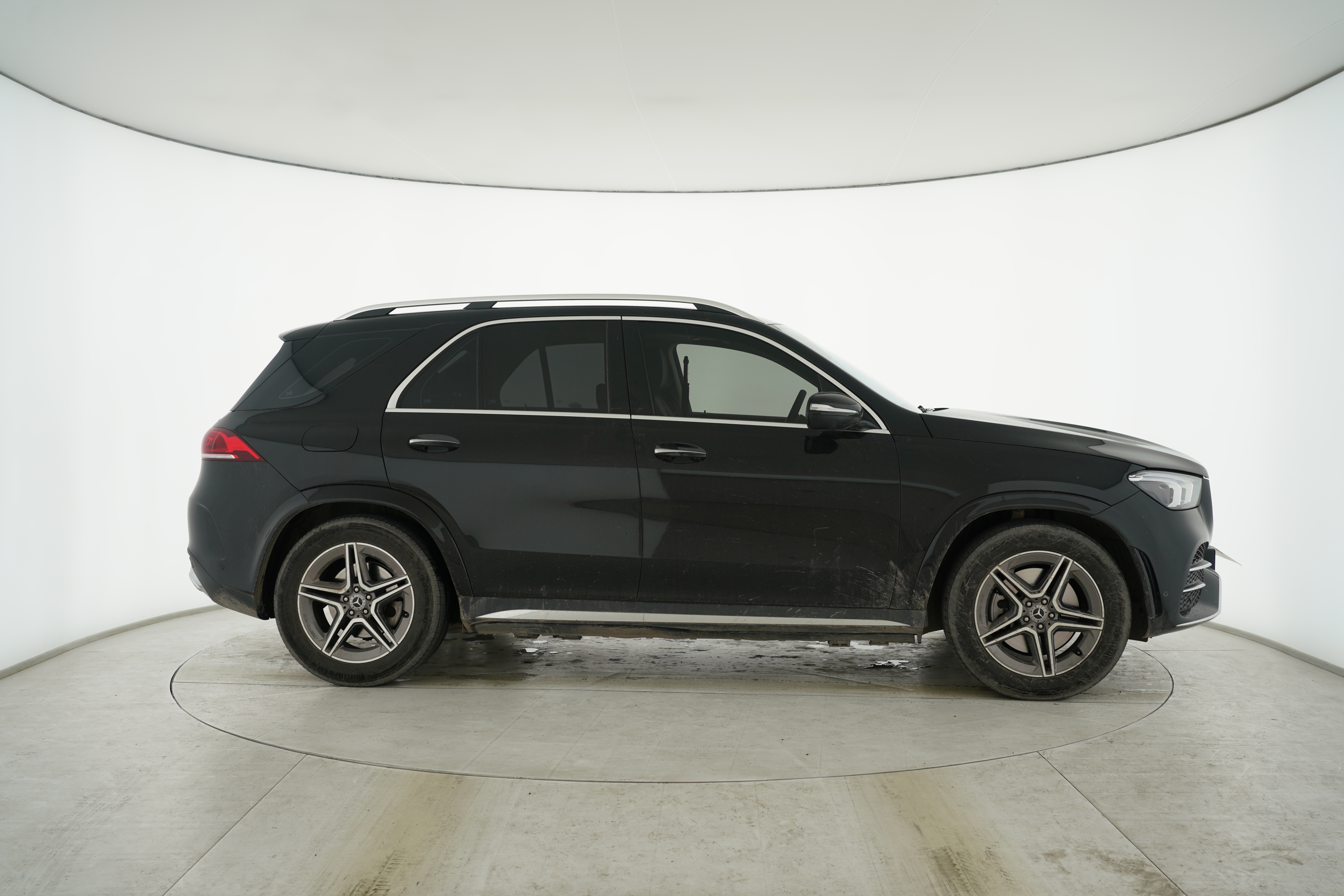 Mercedes Benz GLE 2022 — фото 11