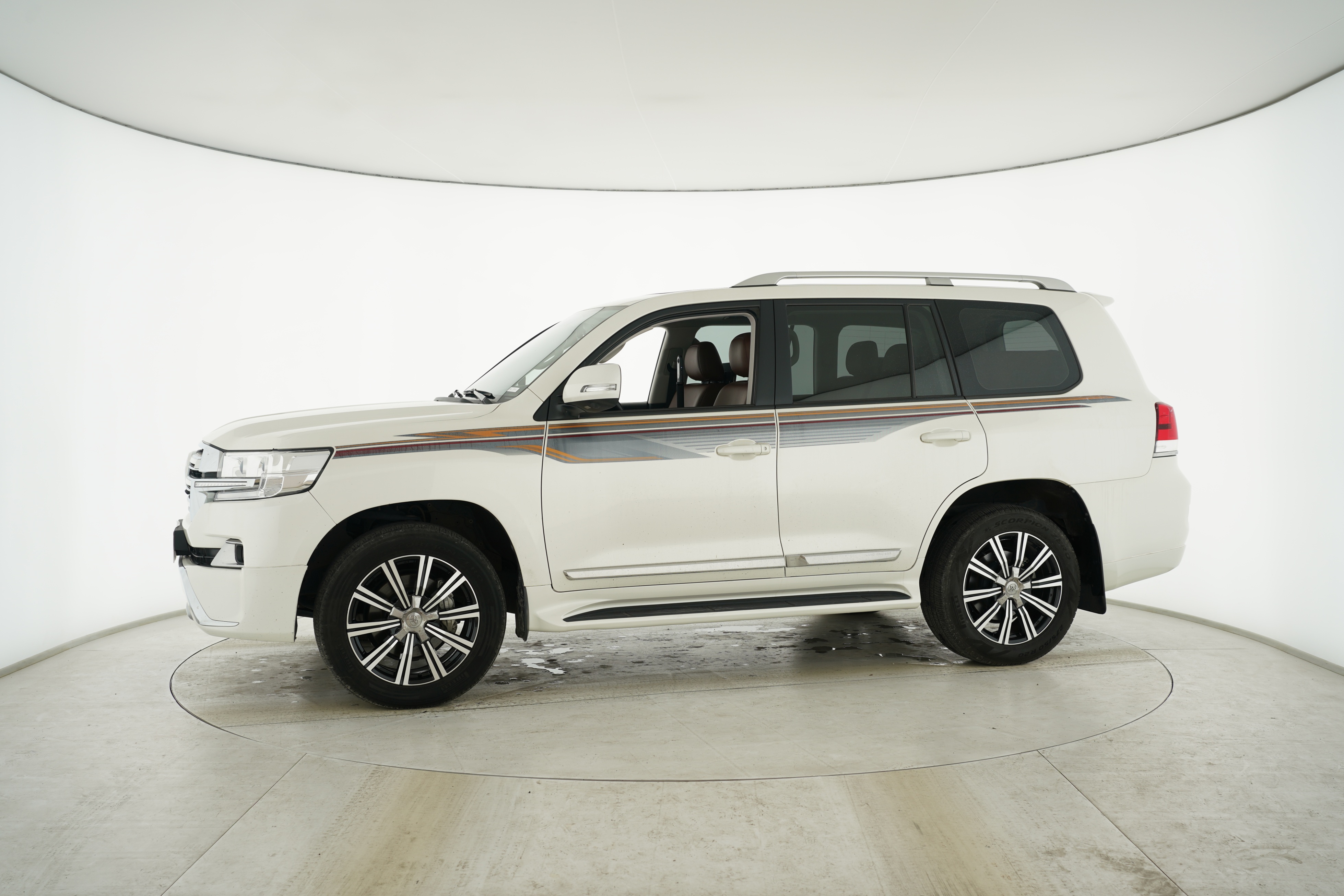 Toyota Land Cruiser (Imported) 2016 — фото 7