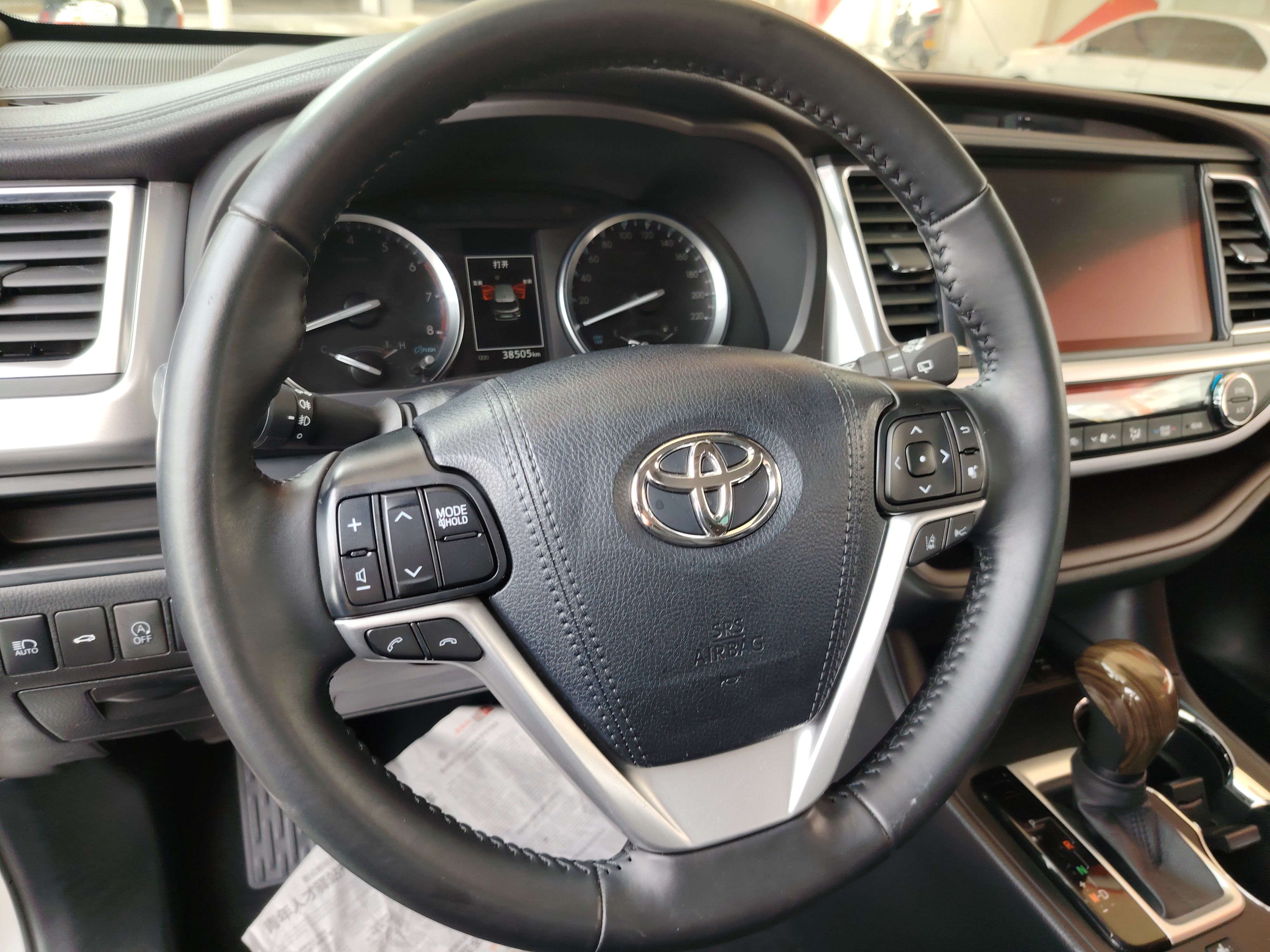 Toyota Highlander 2021 — фото 15