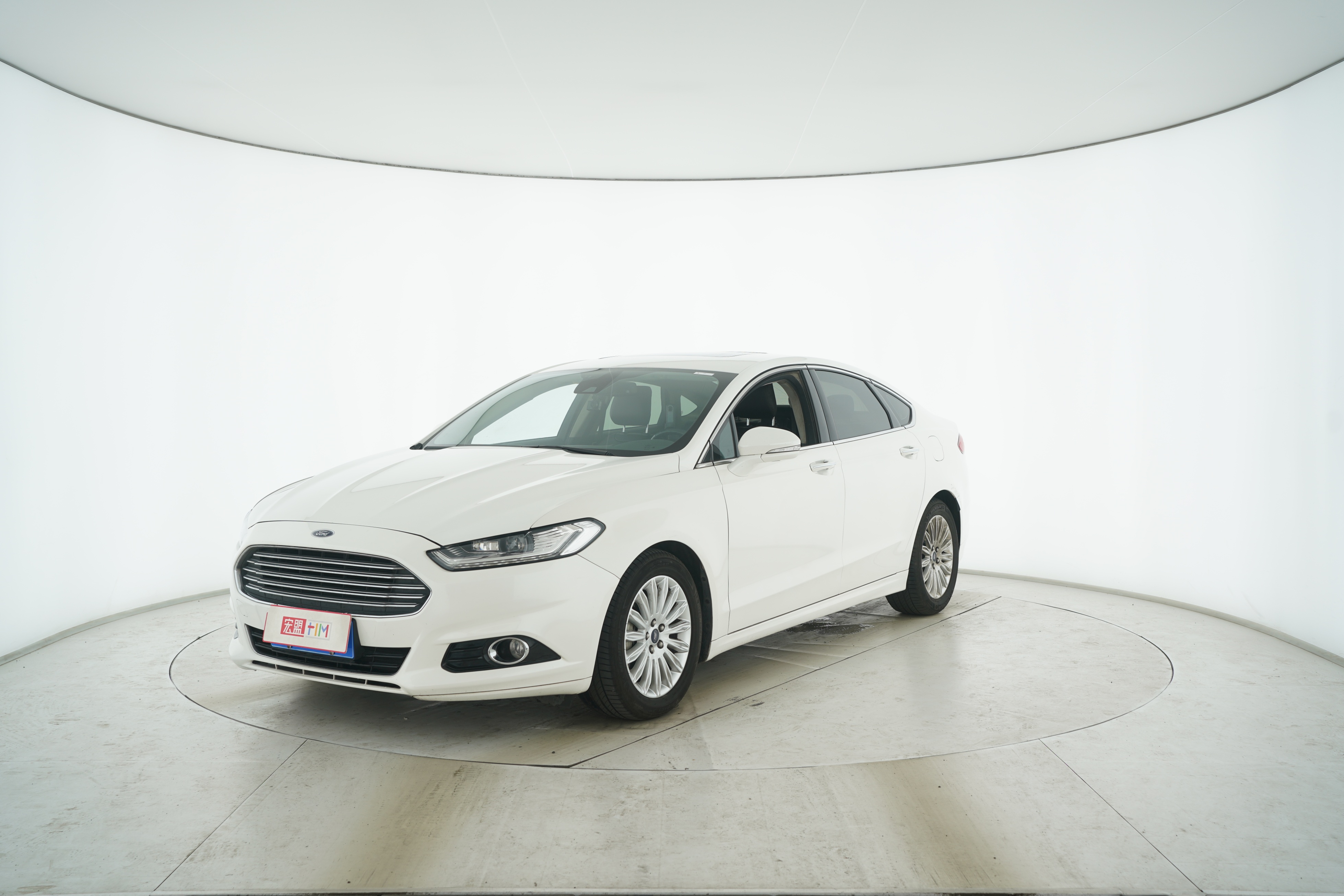 Ford Mondeo 2013 — фото 1