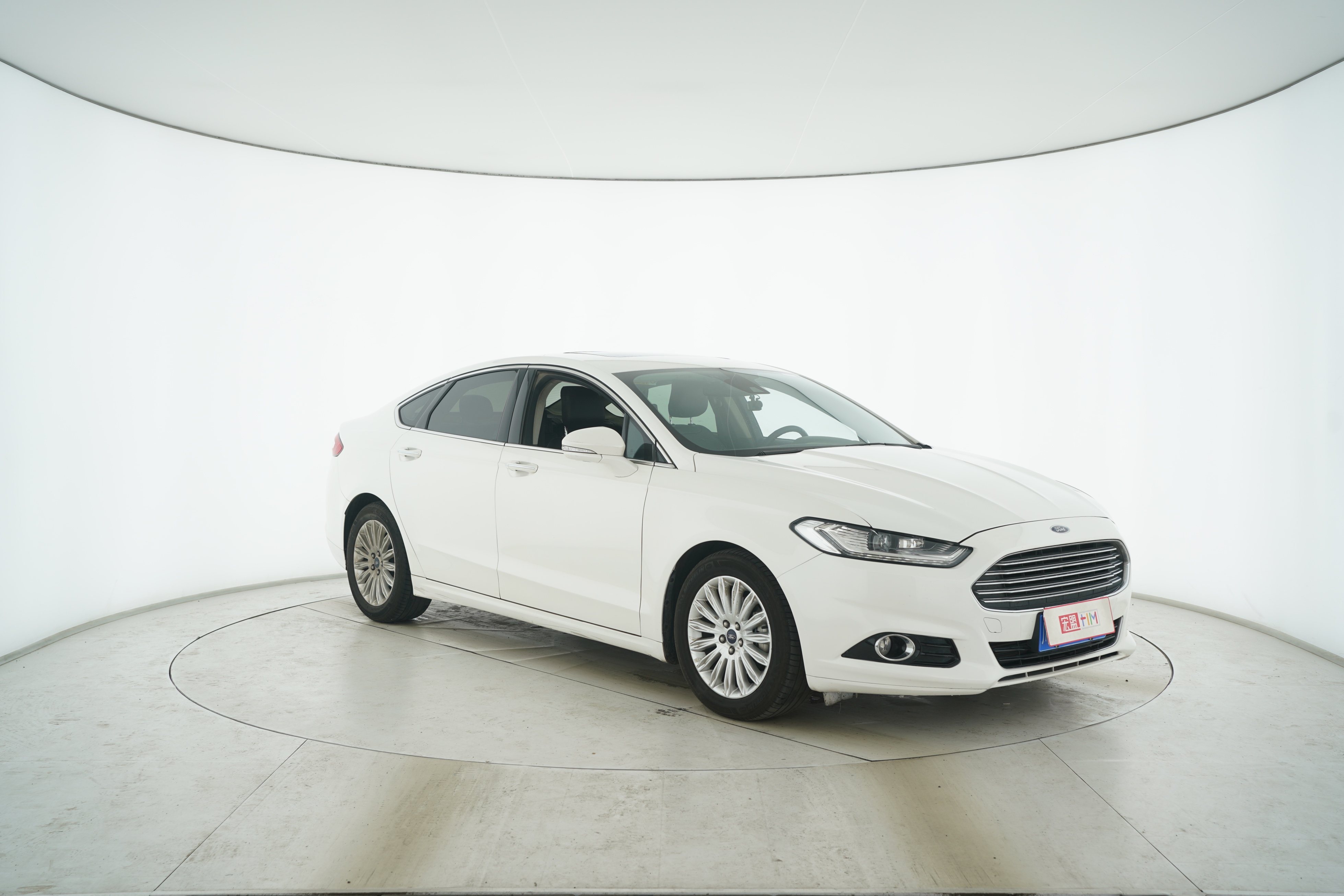 Ford Mondeo 2013 — фото 9