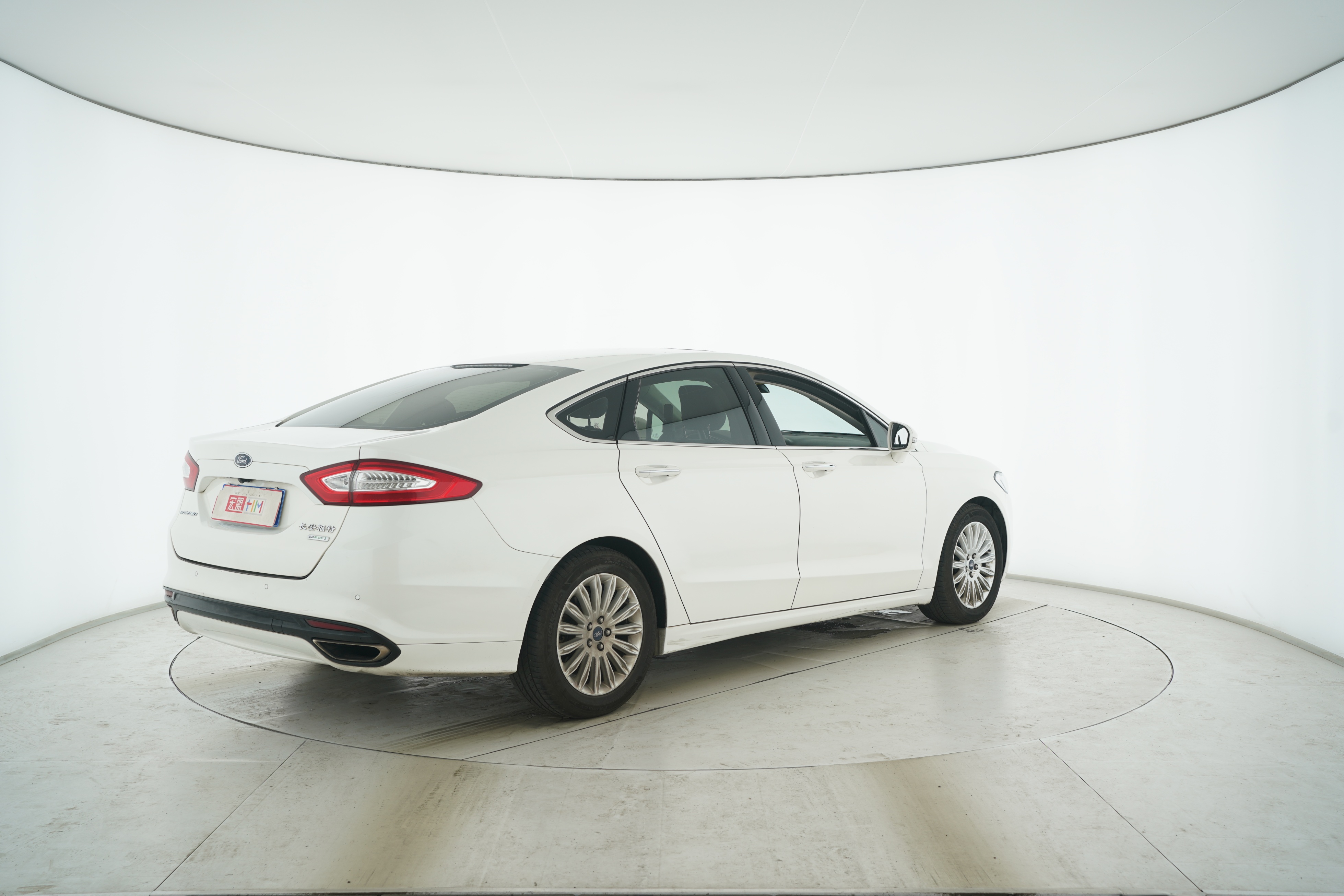 Ford Mondeo 2013 — фото 12