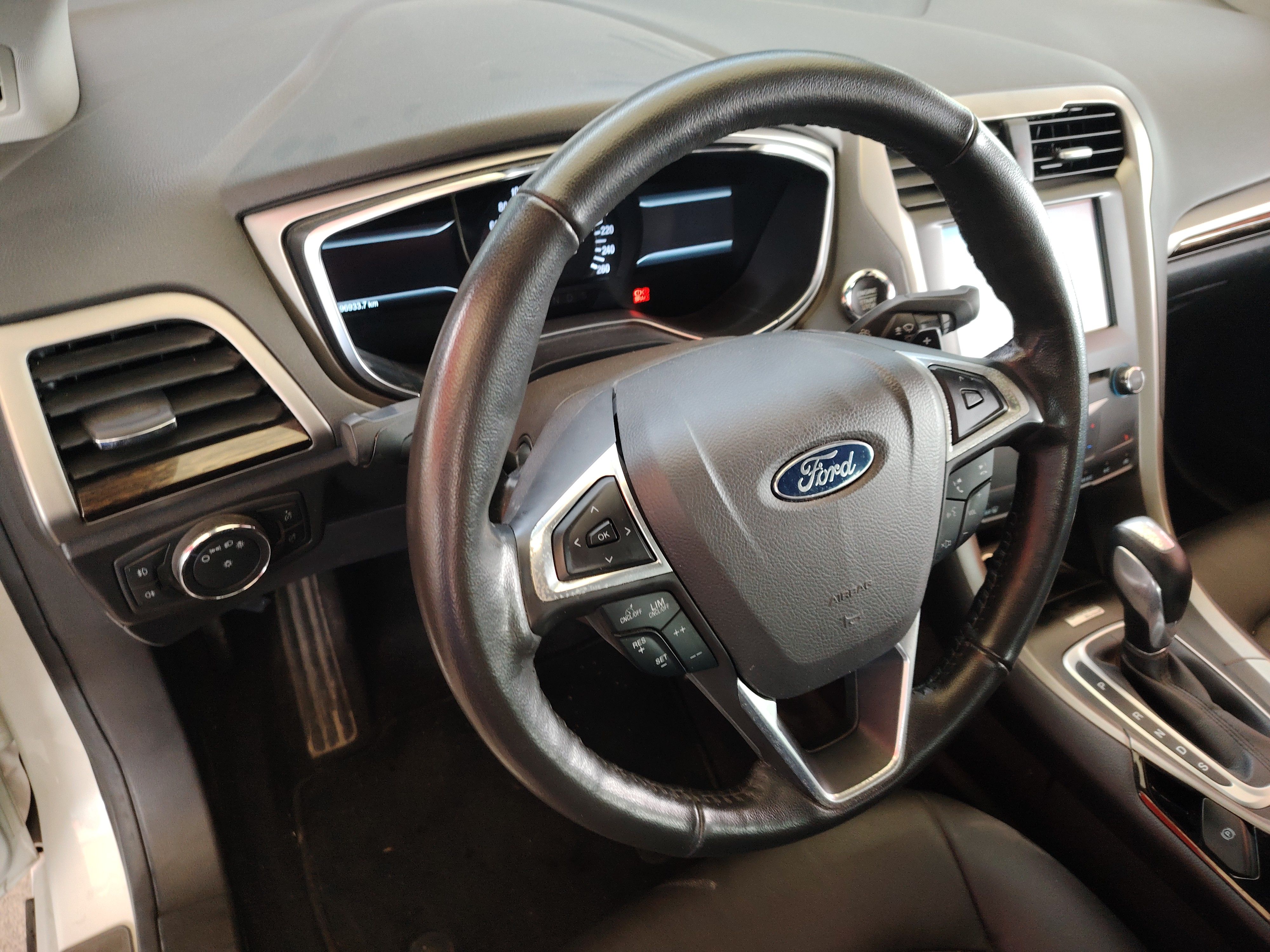 Ford Mondeo 2013 — фото 15